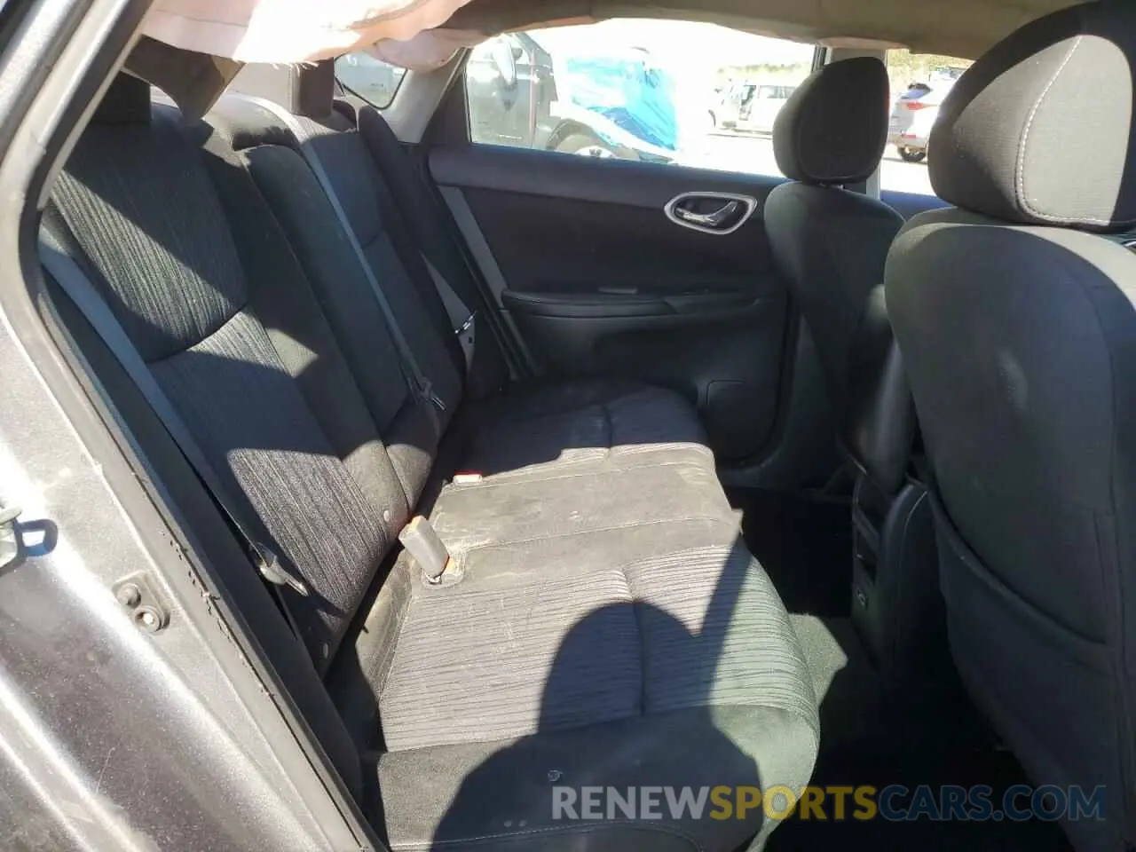10 Фотография поврежденного автомобиля 3N1AB7AP5KY293294 NISSAN SENTRA 2019