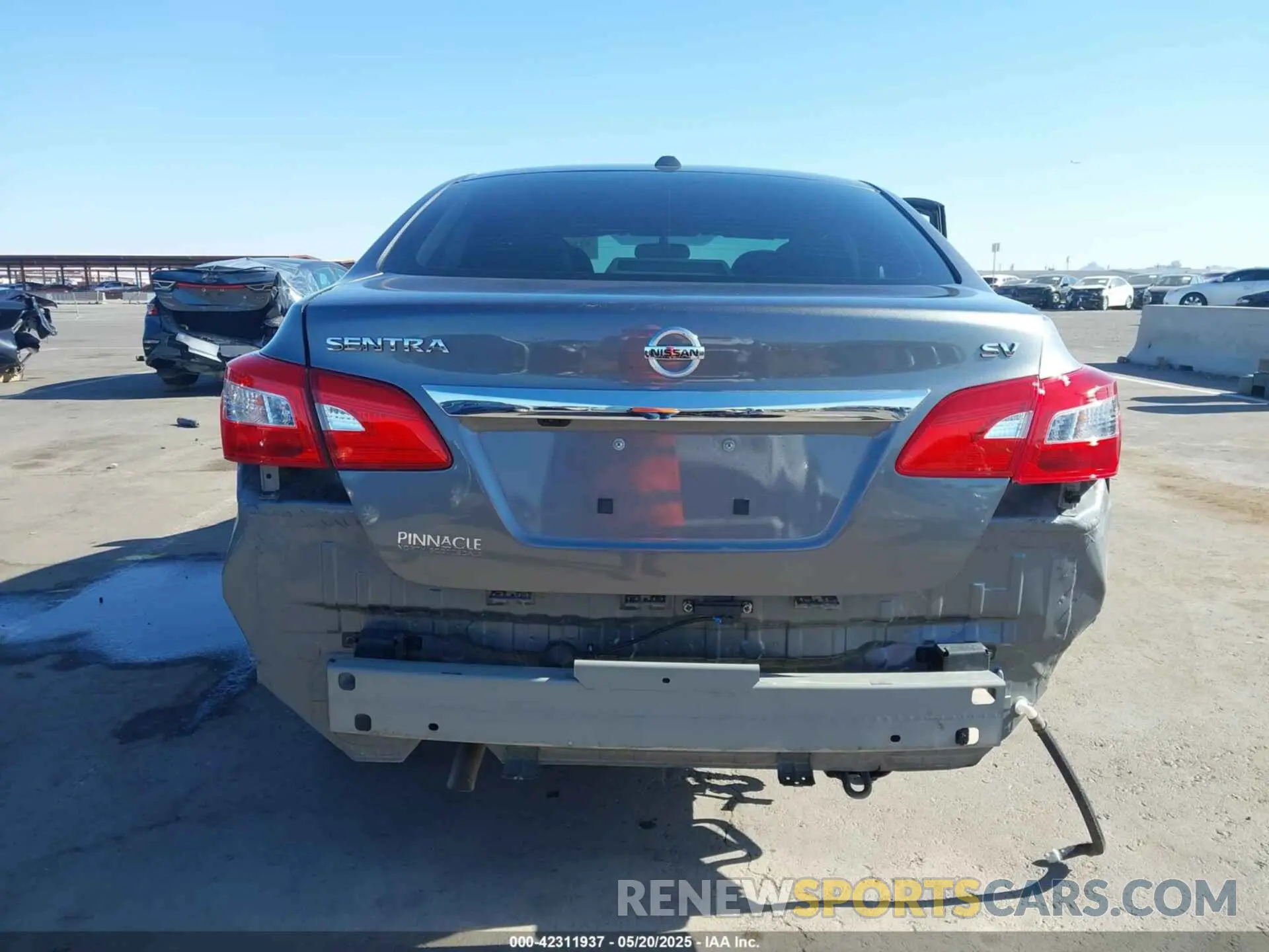 18 Photograph of a damaged car 3N1AB7AP5KY312085 NISSAN SENTRA 2019