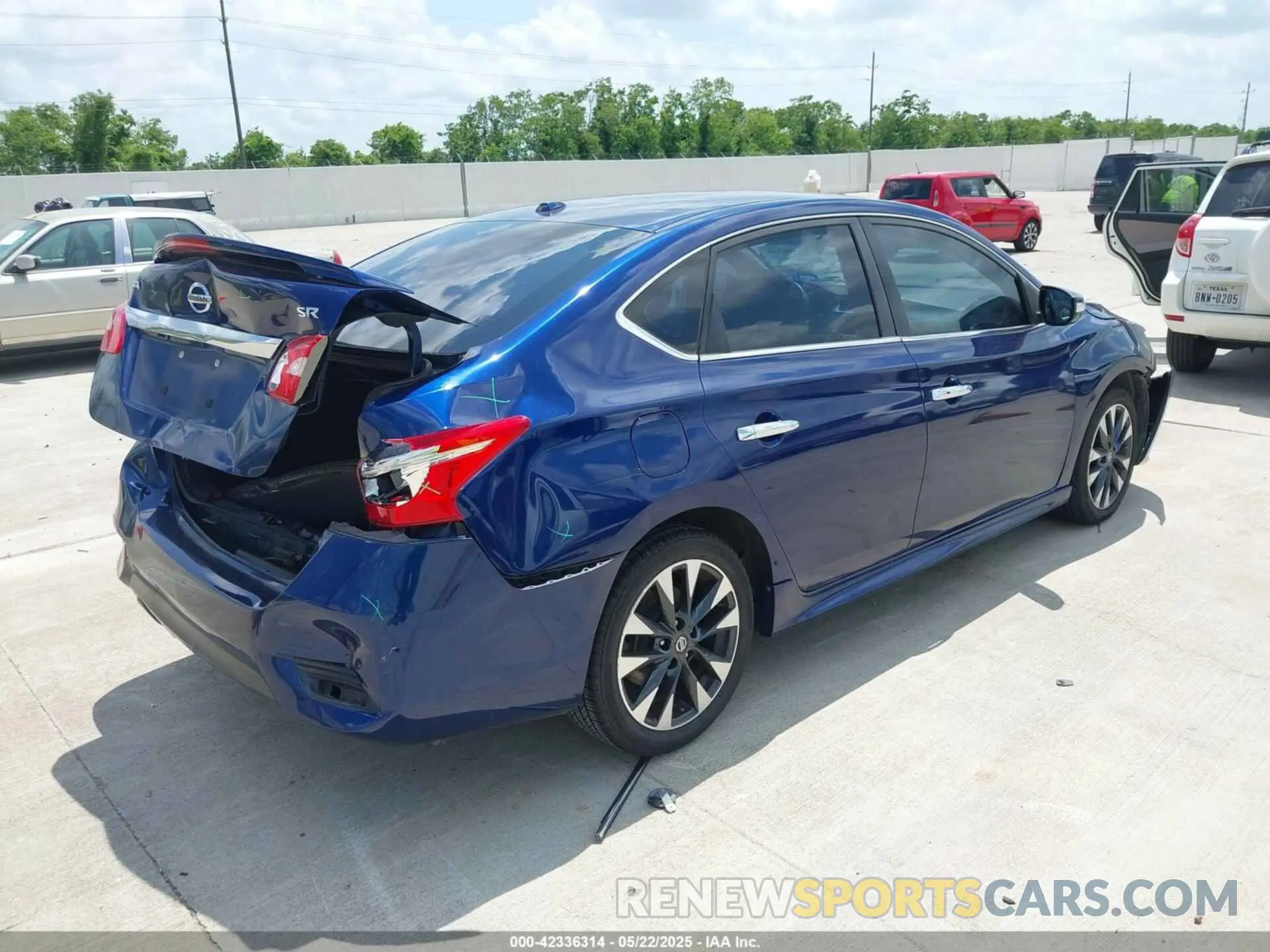 4 Photograph of a damaged car 3N1AB7AP5KY312121 NISSAN SENTRA 2019