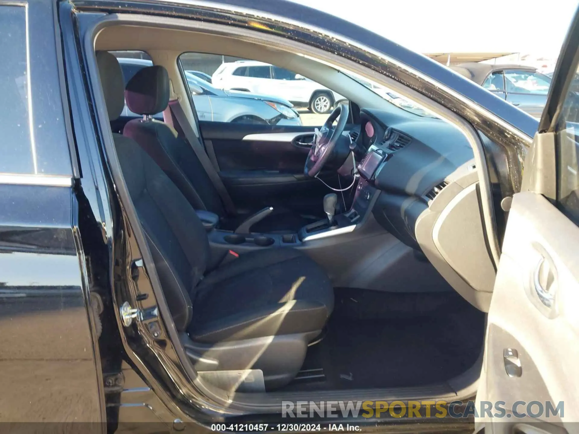 5 Фотография поврежденного автомобиля 3N1AB7AP5KY337679 NISSAN SENTRA 2019
