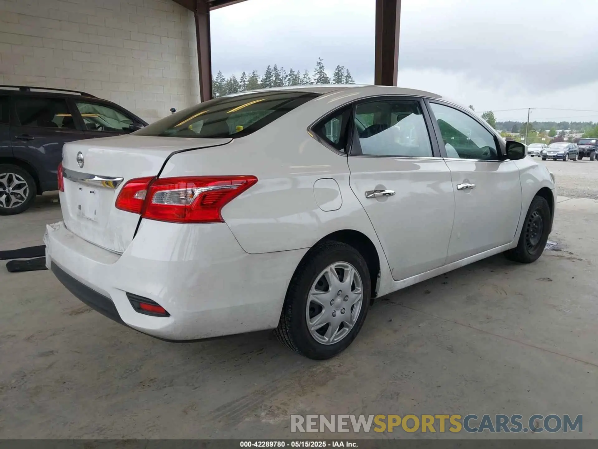 4 Photograph of a damaged car 3N1AB7AP5KY343238 NISSAN SENTRA 2019