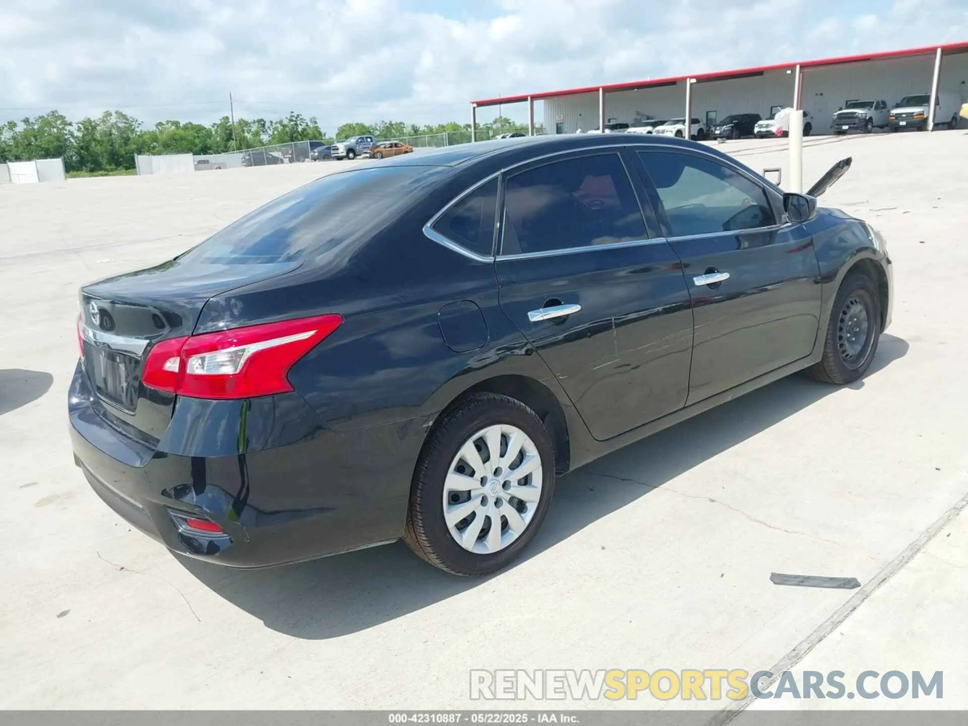 4 Фотография поврежденного автомобиля 3N1AB7AP5KY376952 NISSAN SENTRA 2019