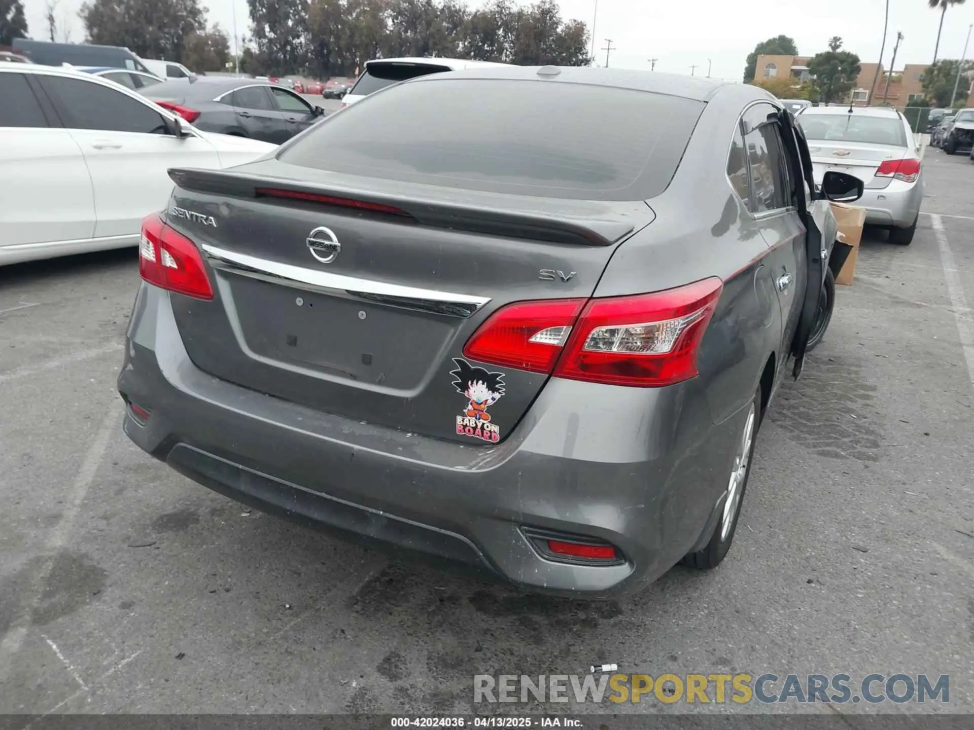 4 Photograph of a damaged car 3N1AB7AP5KY406158 NISSAN SENTRA 2019