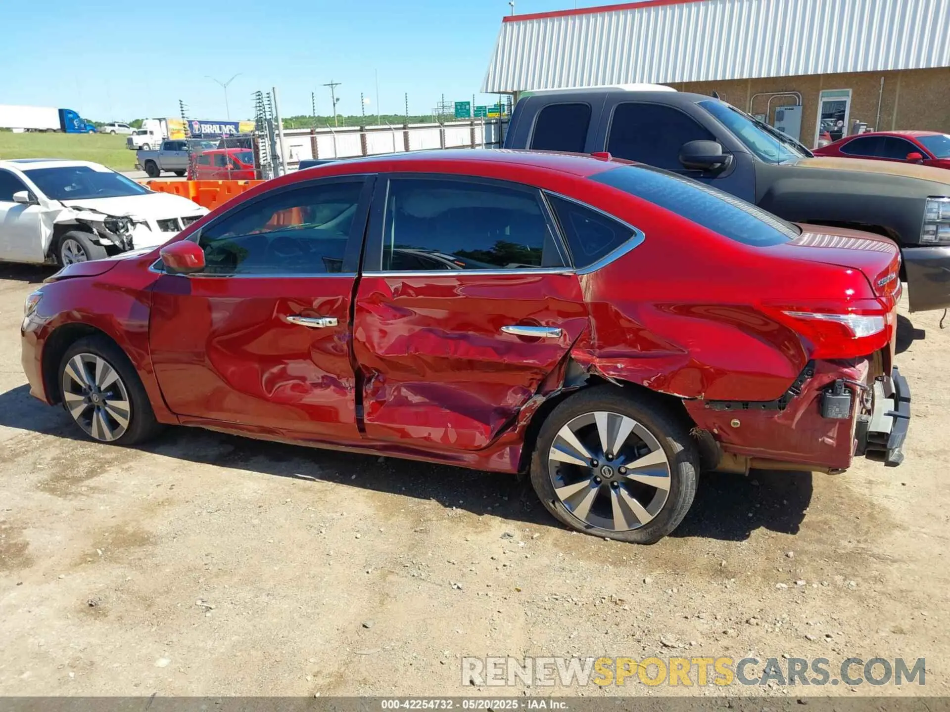 14 Photograph of a damaged car 3N1AB7AP5KY442075 NISSAN SENTRA 2019