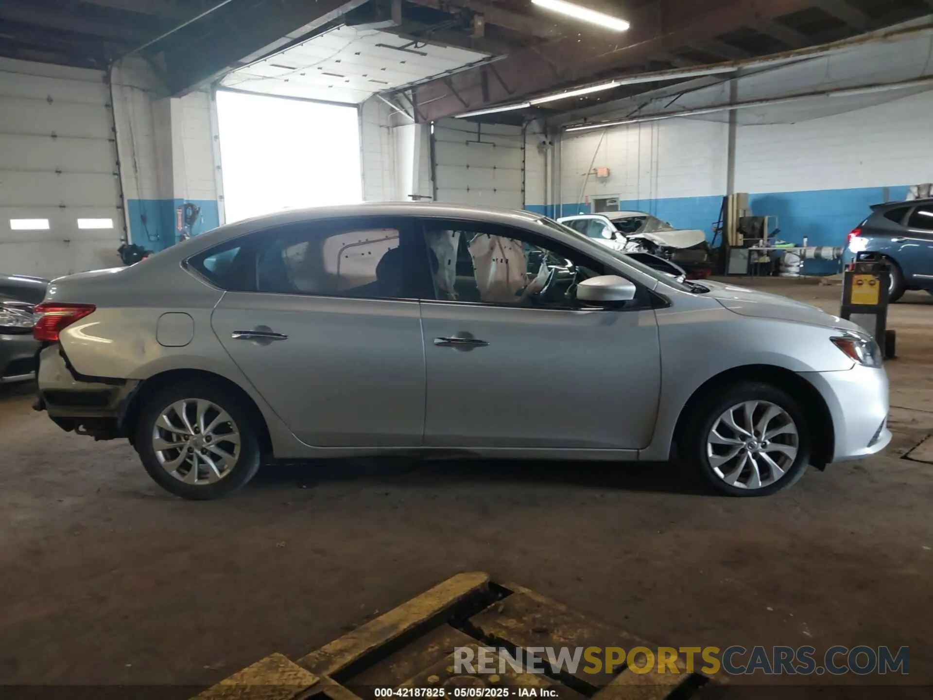 12 Photograph of a damaged car 3N1AB7AP5KY453853 NISSAN SENTRA 2019