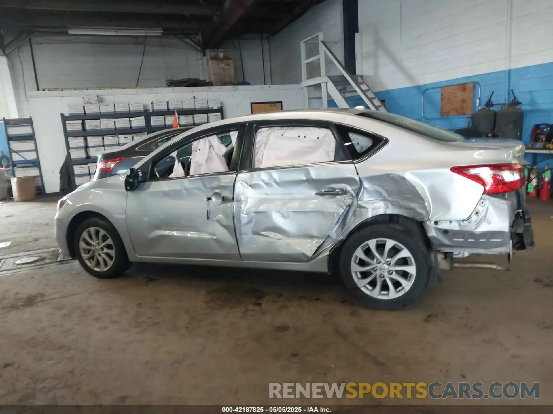 13 Photograph of a damaged car 3N1AB7AP5KY453853 NISSAN SENTRA 2019
