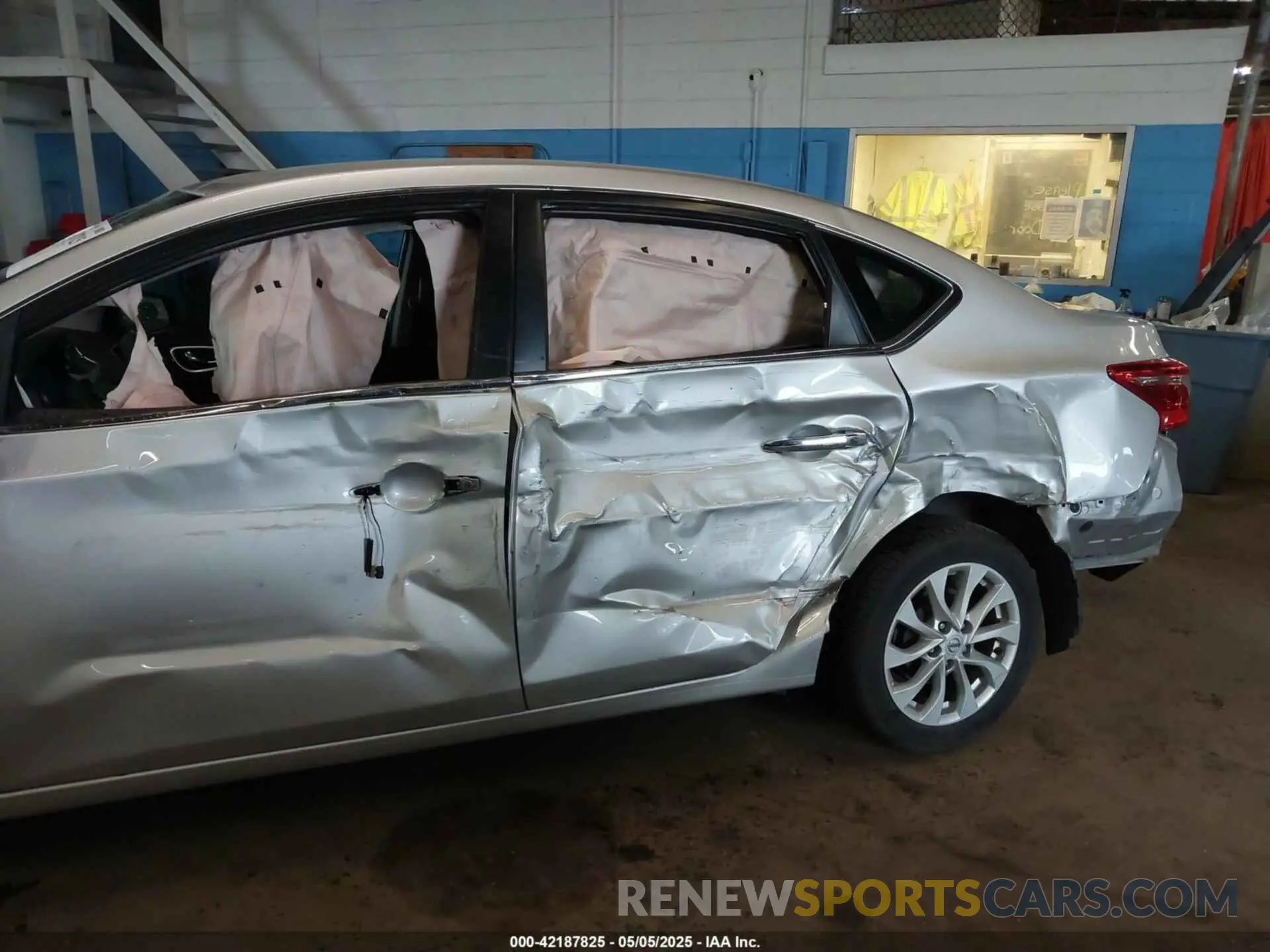 6 Photograph of a damaged car 3N1AB7AP5KY453853 NISSAN SENTRA 2019