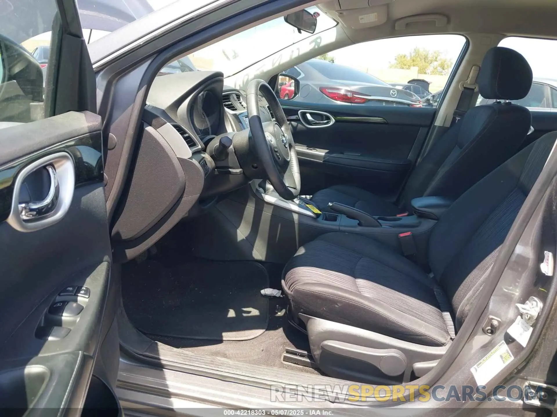 5 Фотография поврежденного автомобиля 3N1AB7AP6KL612618 NISSAN SENTRA 2019