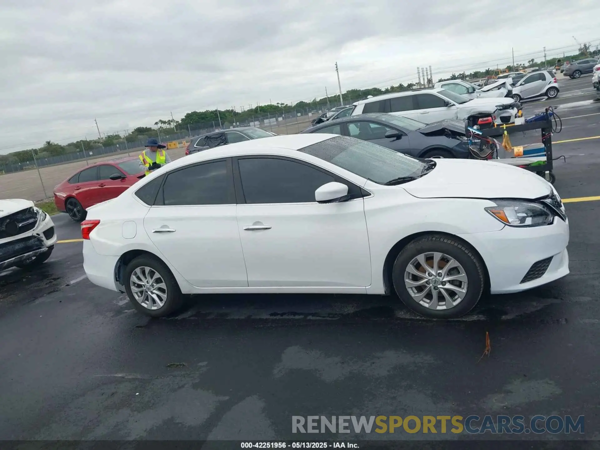 13 Photograph of a damaged car 3N1AB7AP6KY261454 NISSAN SENTRA 2019