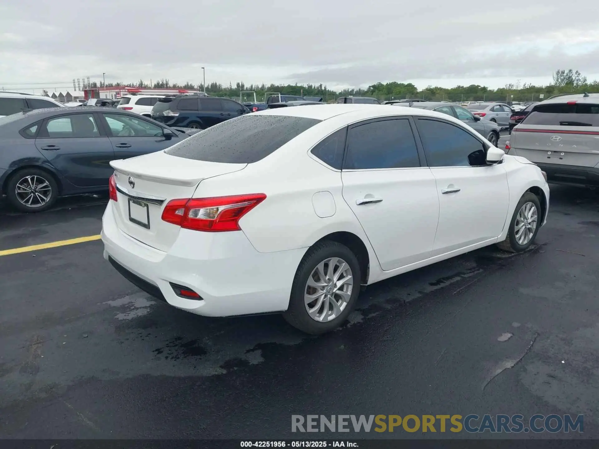 4 Photograph of a damaged car 3N1AB7AP6KY261454 NISSAN SENTRA 2019
