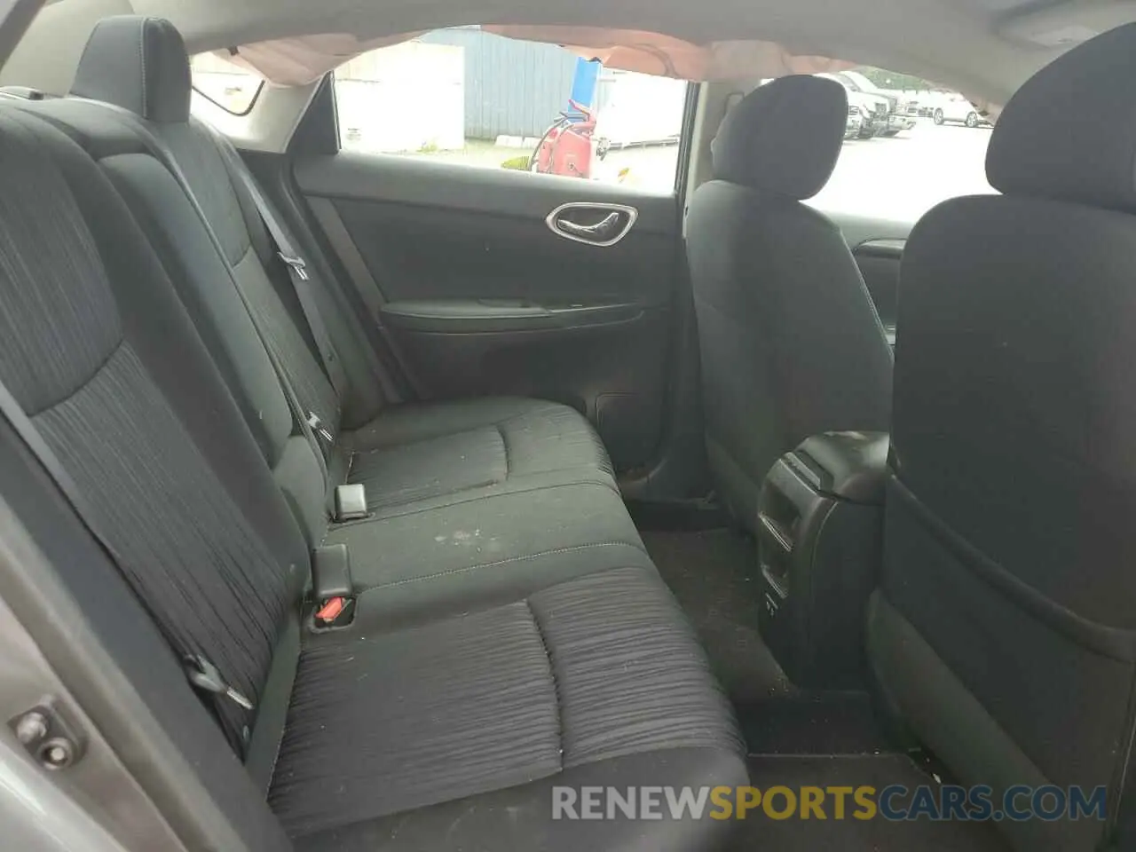 10 Photograph of a damaged car 3N1AB7AP6KY267206 NISSAN SENTRA 2019