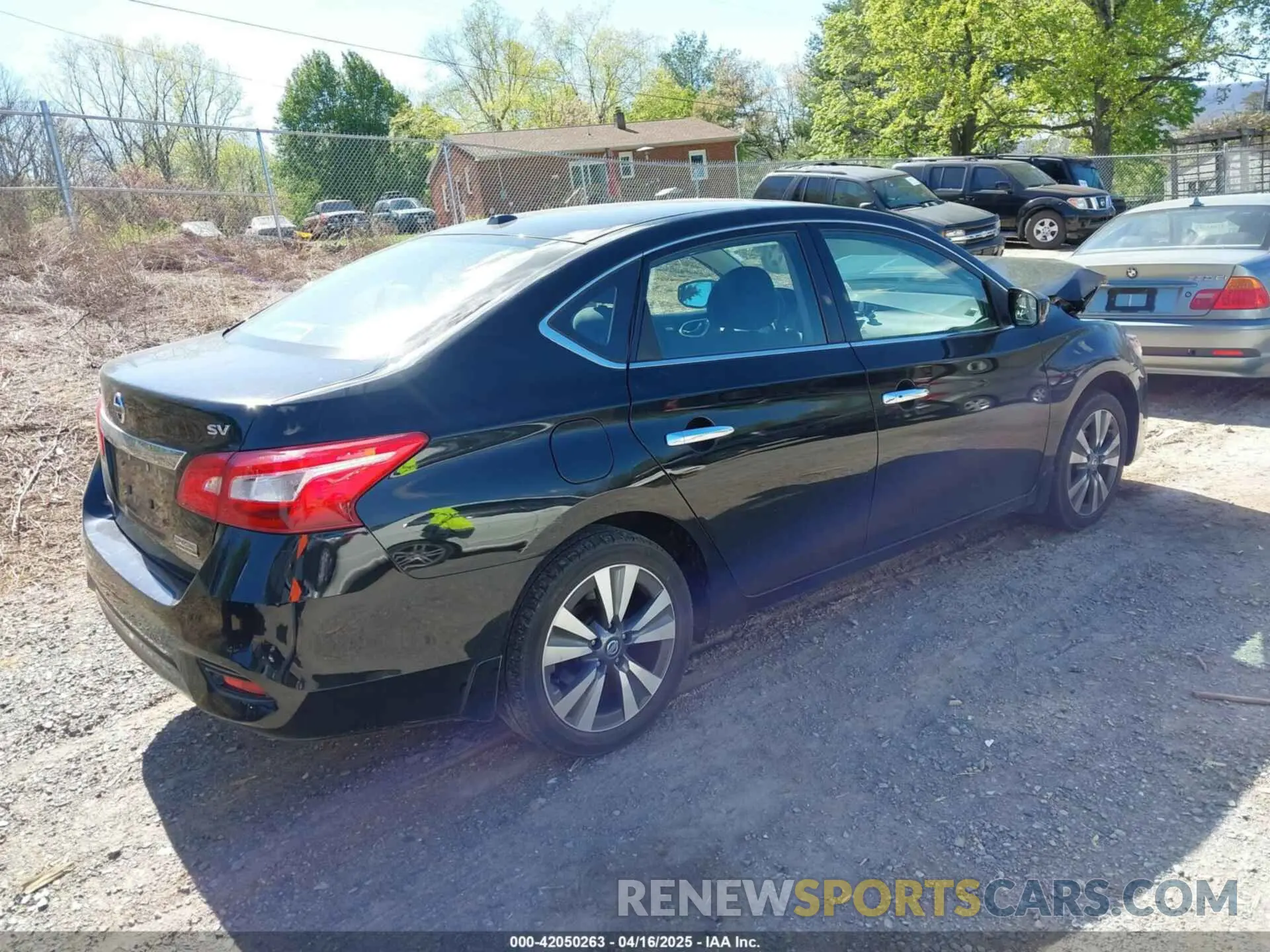 4 Фотография поврежденного автомобиля 3N1AB7AP6KY298908 NISSAN SENTRA 2019