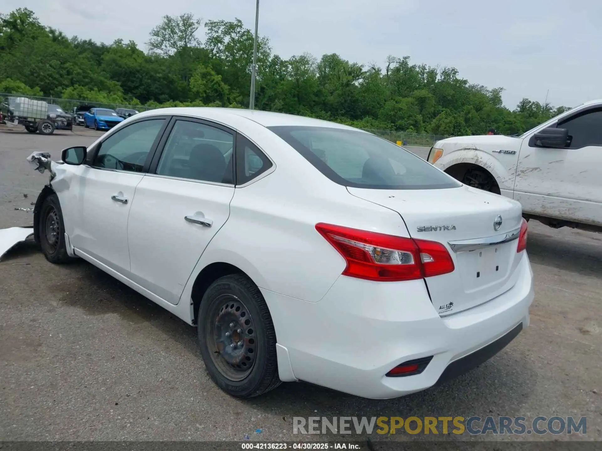3 Фотография поврежденного автомобиля 3N1AB7AP6KY335665 NISSAN SENTRA 2019