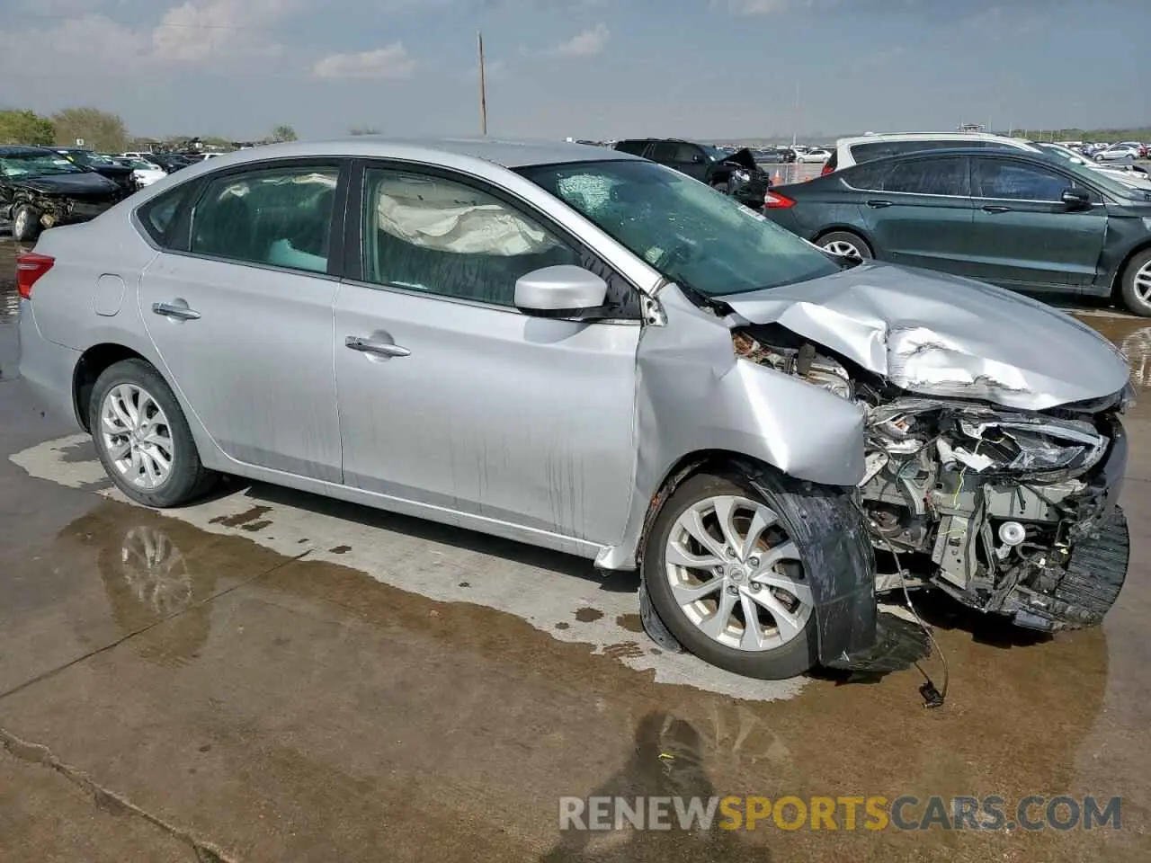 4 Фотография поврежденного автомобиля 3N1AB7AP6KY356483 NISSAN SENTRA 2019