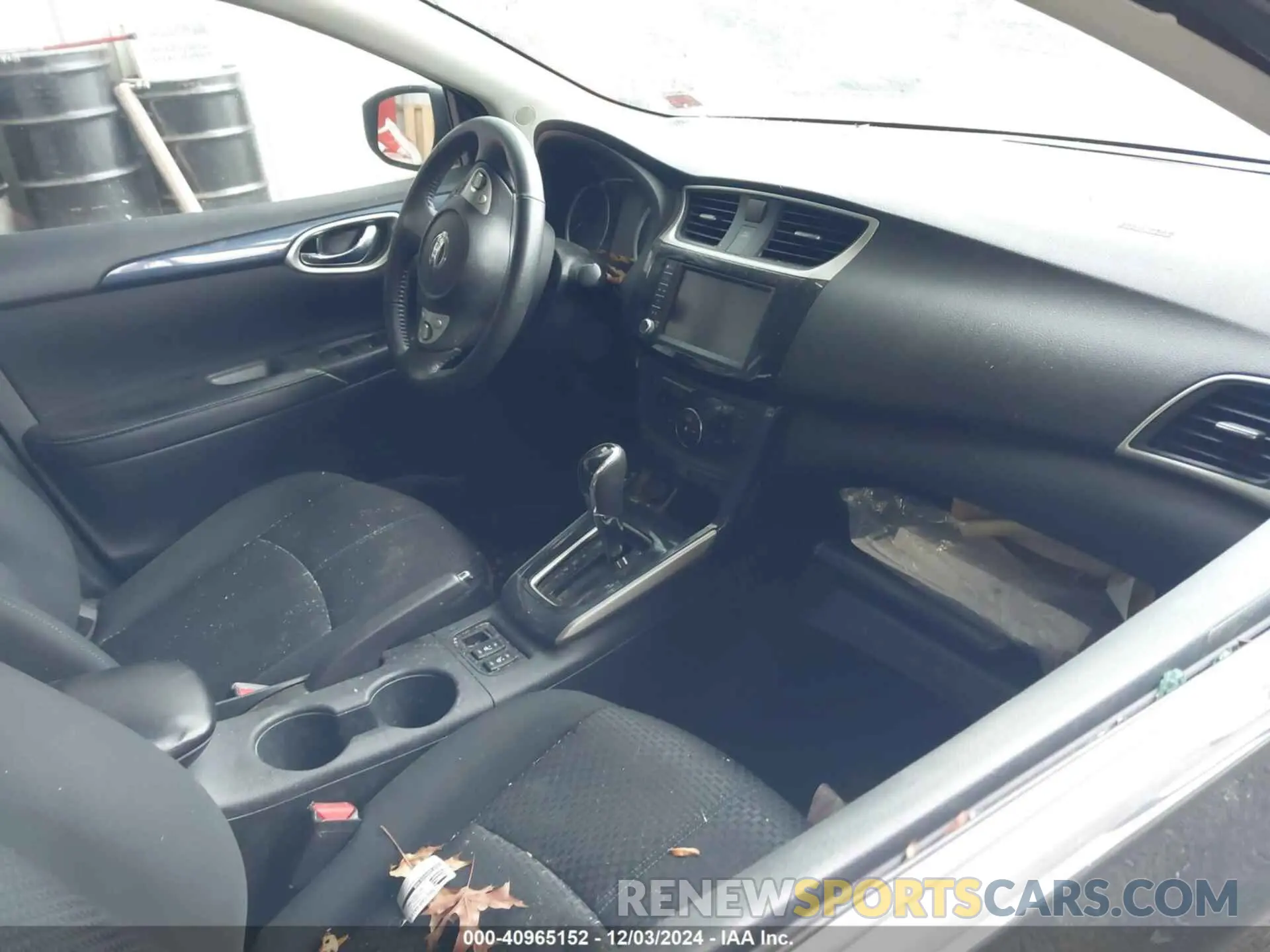 5 Фотография поврежденного автомобиля 3N1AB7AP6KY381819 NISSAN SENTRA 2019