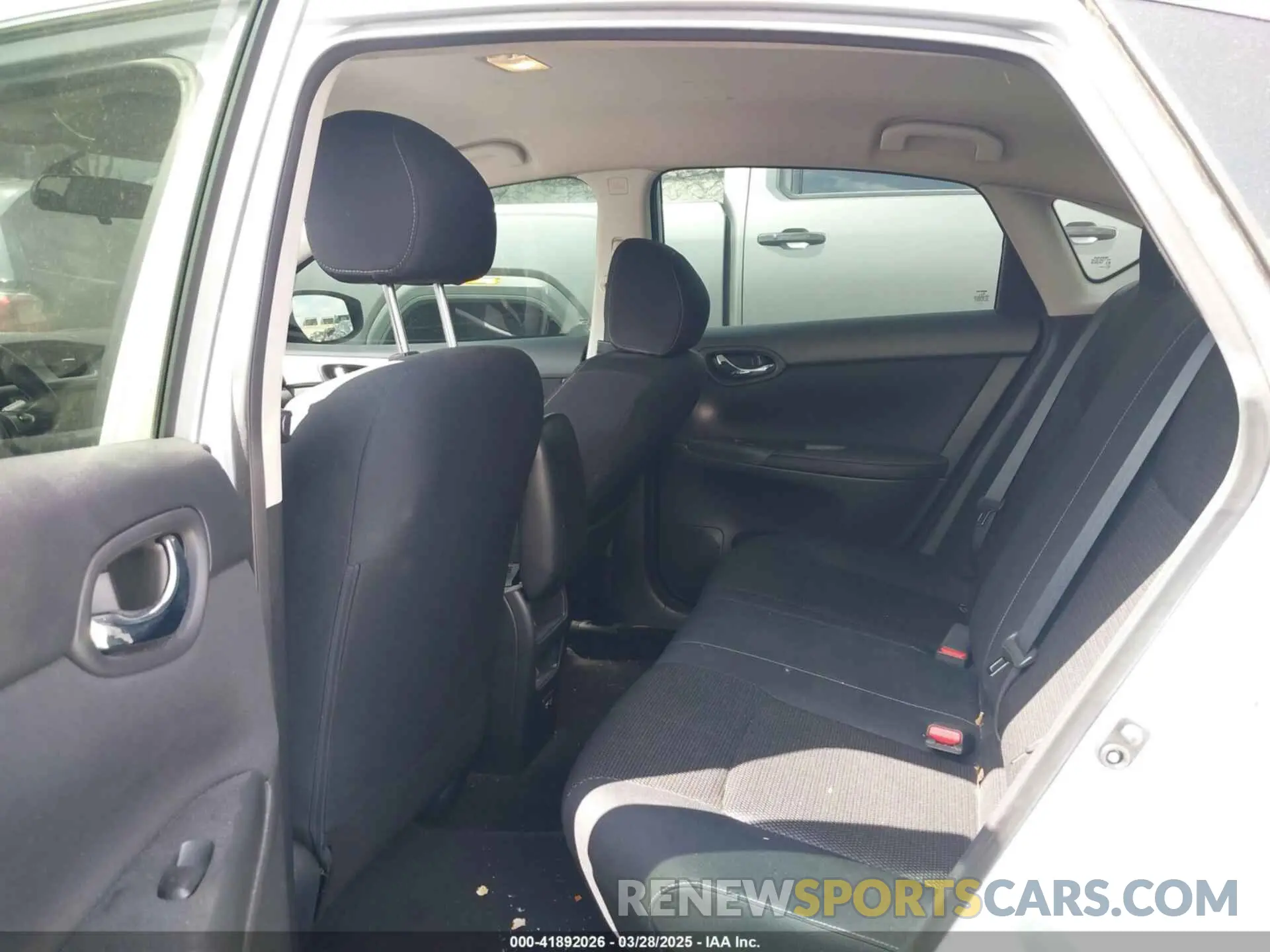 21 Photograph of a damaged car 3N1AB7AP6KY432493 NISSAN SENTRA 2019