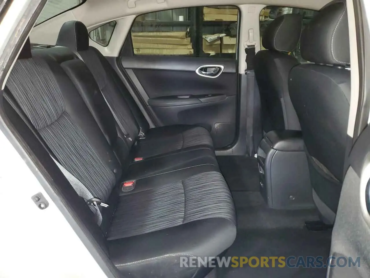 10 Photograph of a damaged car 3N1AB7AP7KL602633 NISSAN SENTRA 2019