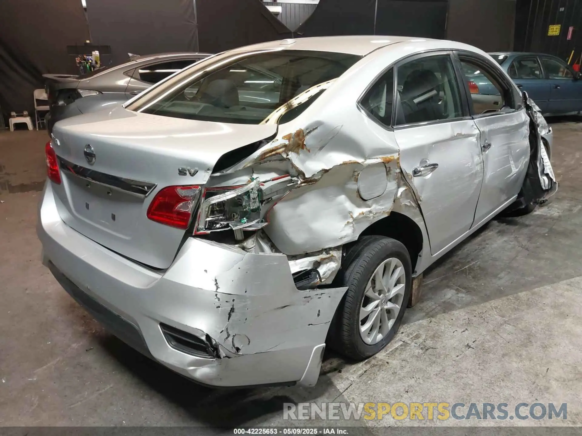 4 Фотография поврежденного автомобиля 3N1AB7AP7KL609257 NISSAN SENTRA 2019