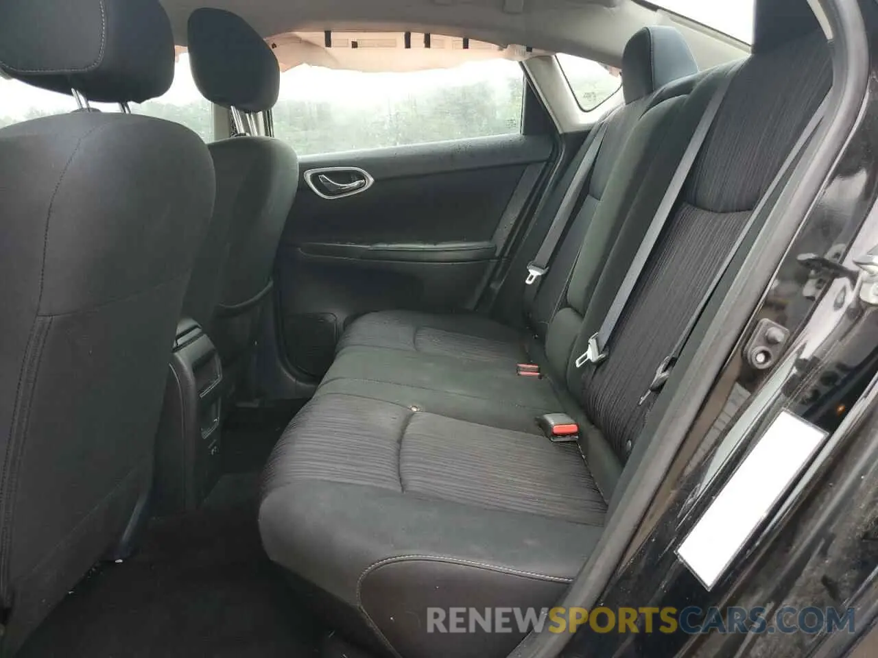 10 Фотография поврежденного автомобиля 3N1AB7AP7KL627077 NISSAN SENTRA 2019