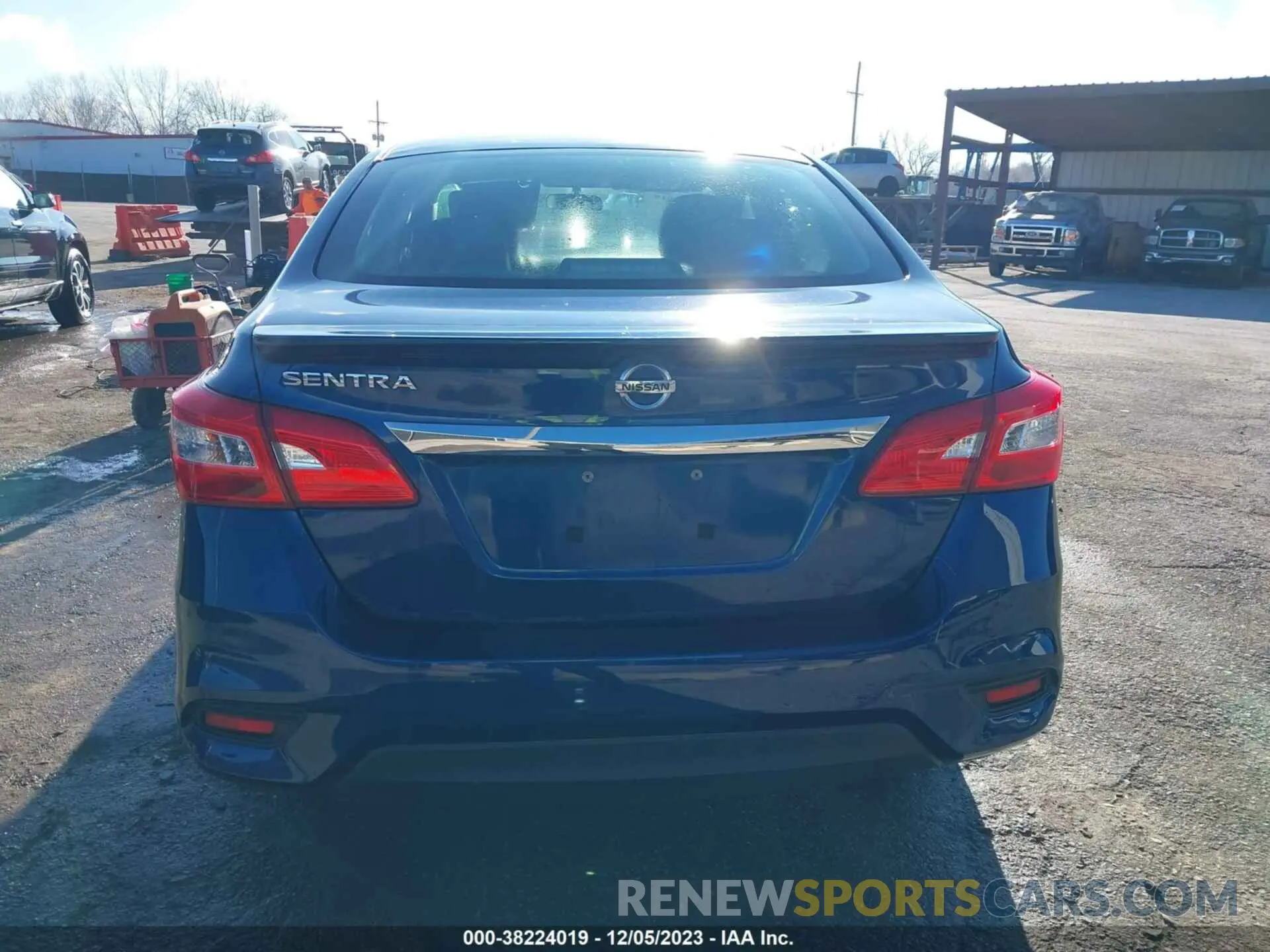 17 Фотография поврежденного автомобиля 3N1AB7AP7KY208844 NISSAN SENTRA 2019