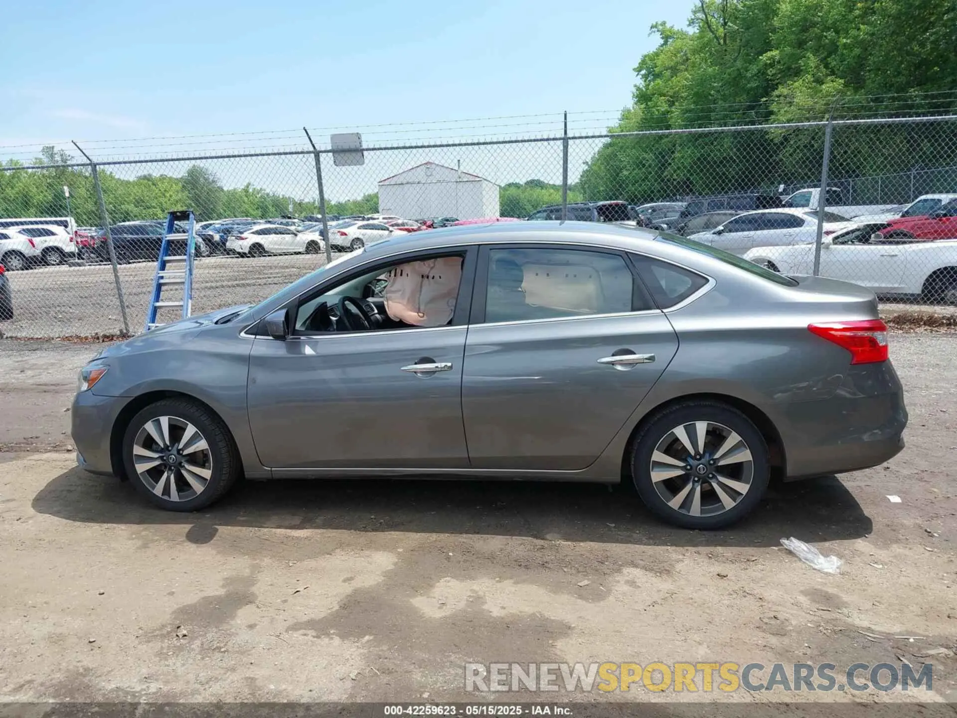 15 Photograph of a damaged car 3N1AB7AP7KY212778 NISSAN SENTRA 2019