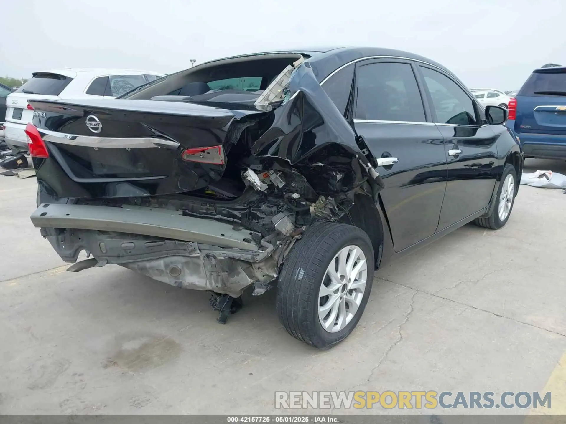4 Фотография поврежденного автомобиля 3N1AB7AP7KY296830 NISSAN SENTRA 2019