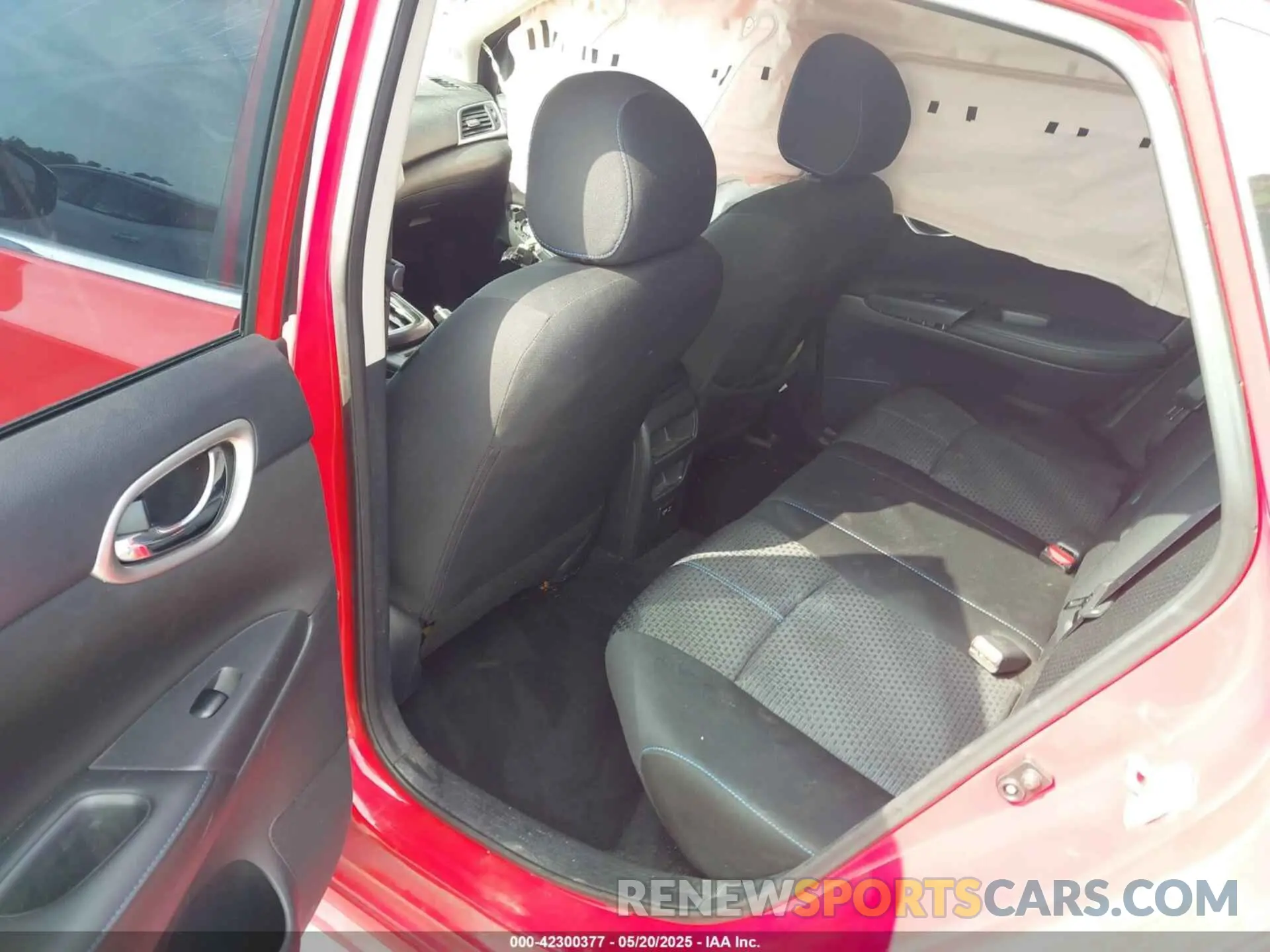 8 Photograph of a damaged car 3N1AB7AP7KY342995 NISSAN SENTRA 2019