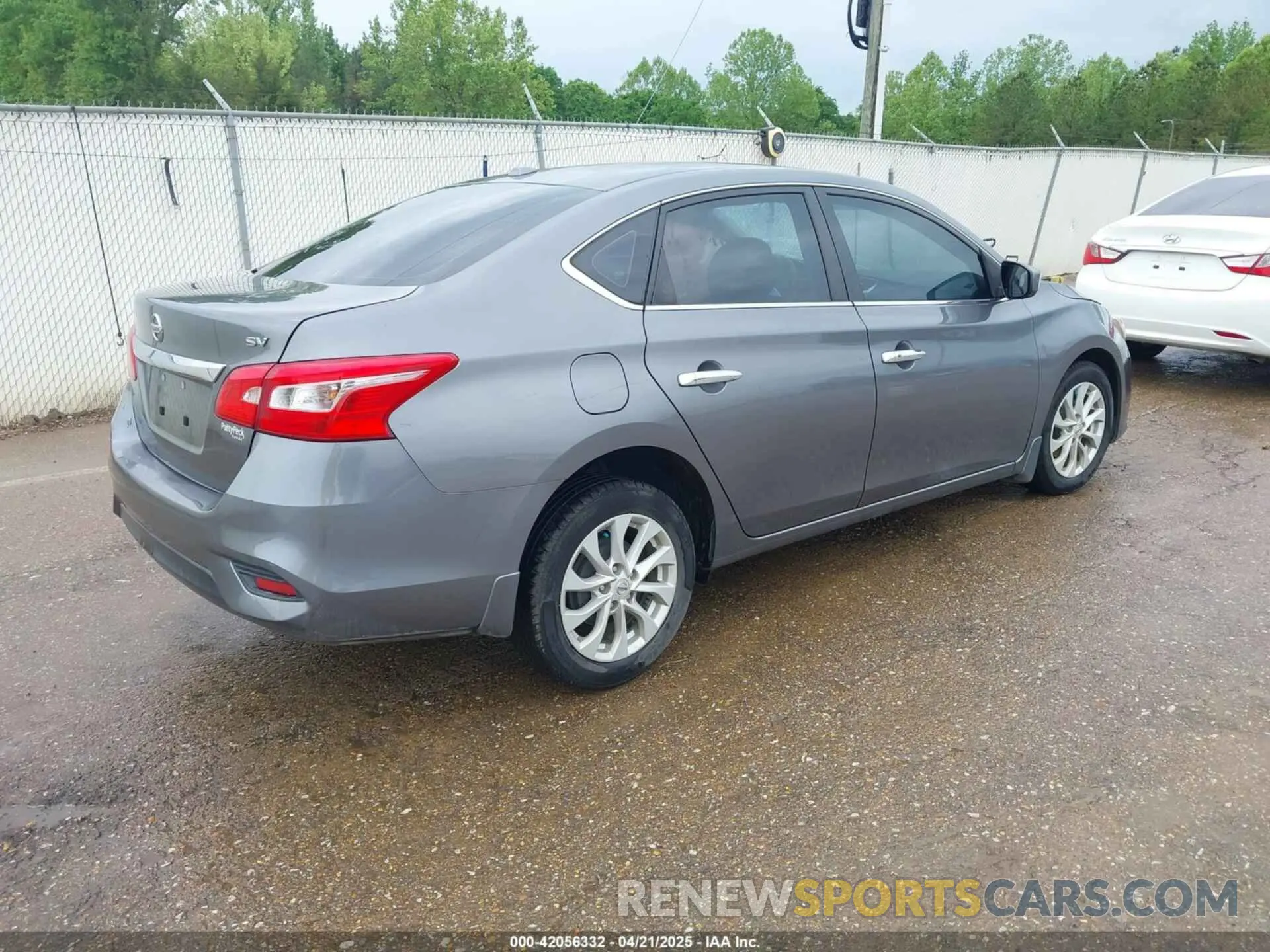 4 Фотография поврежденного автомобиля 3N1AB7AP7KY364754 NISSAN SENTRA 2019