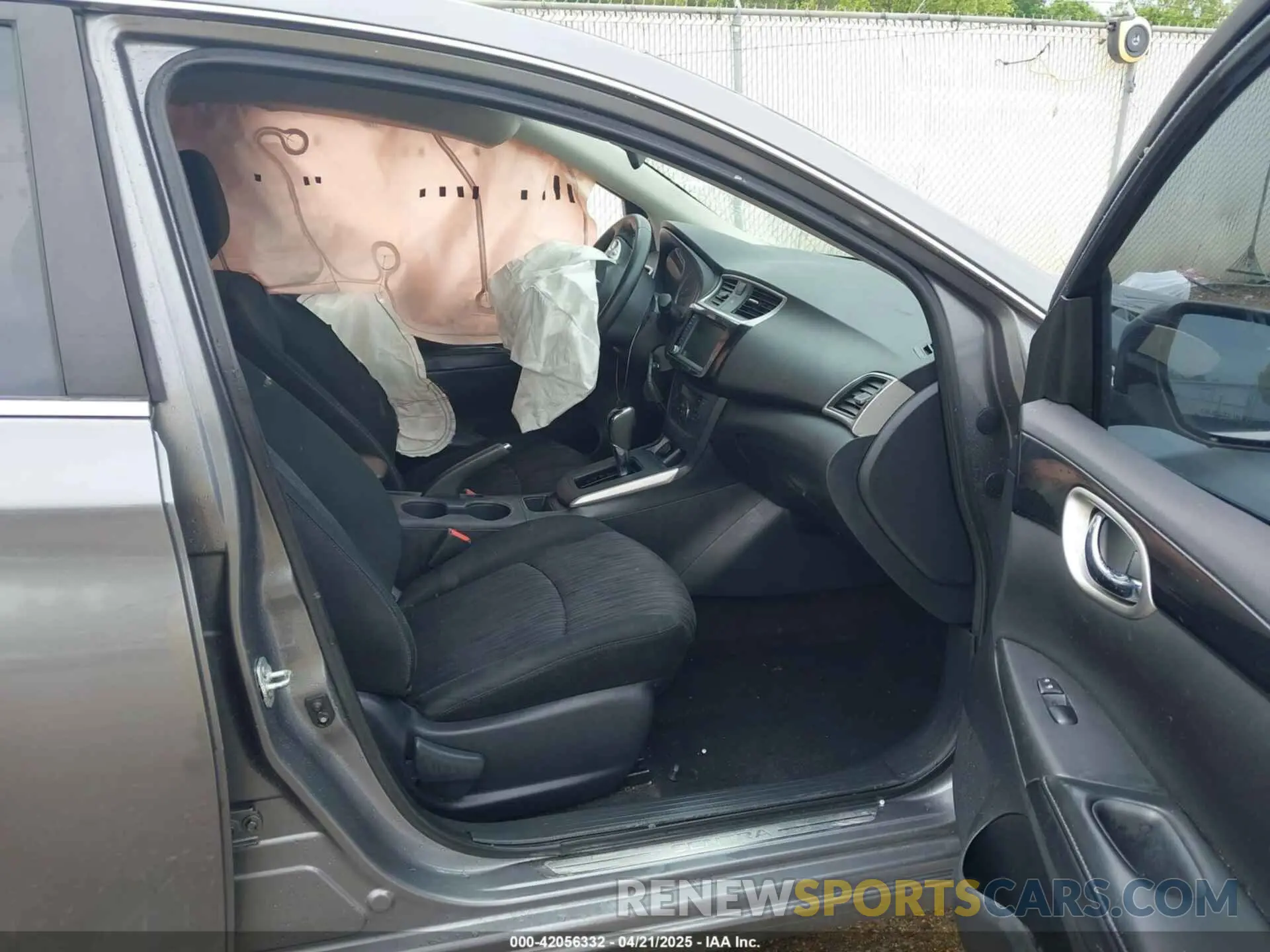 5 Фотография поврежденного автомобиля 3N1AB7AP7KY364754 NISSAN SENTRA 2019