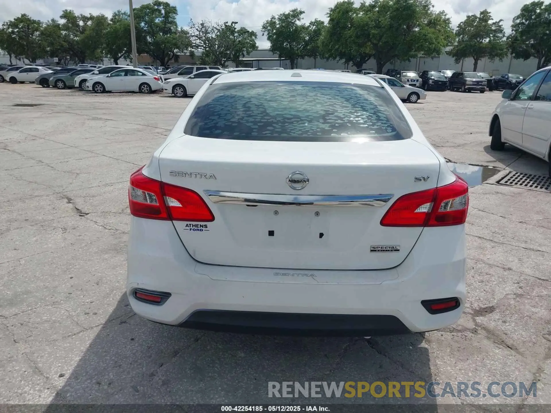 17 Photograph of a damaged car 3N1AB7AP8KY225975 NISSAN SENTRA 2019