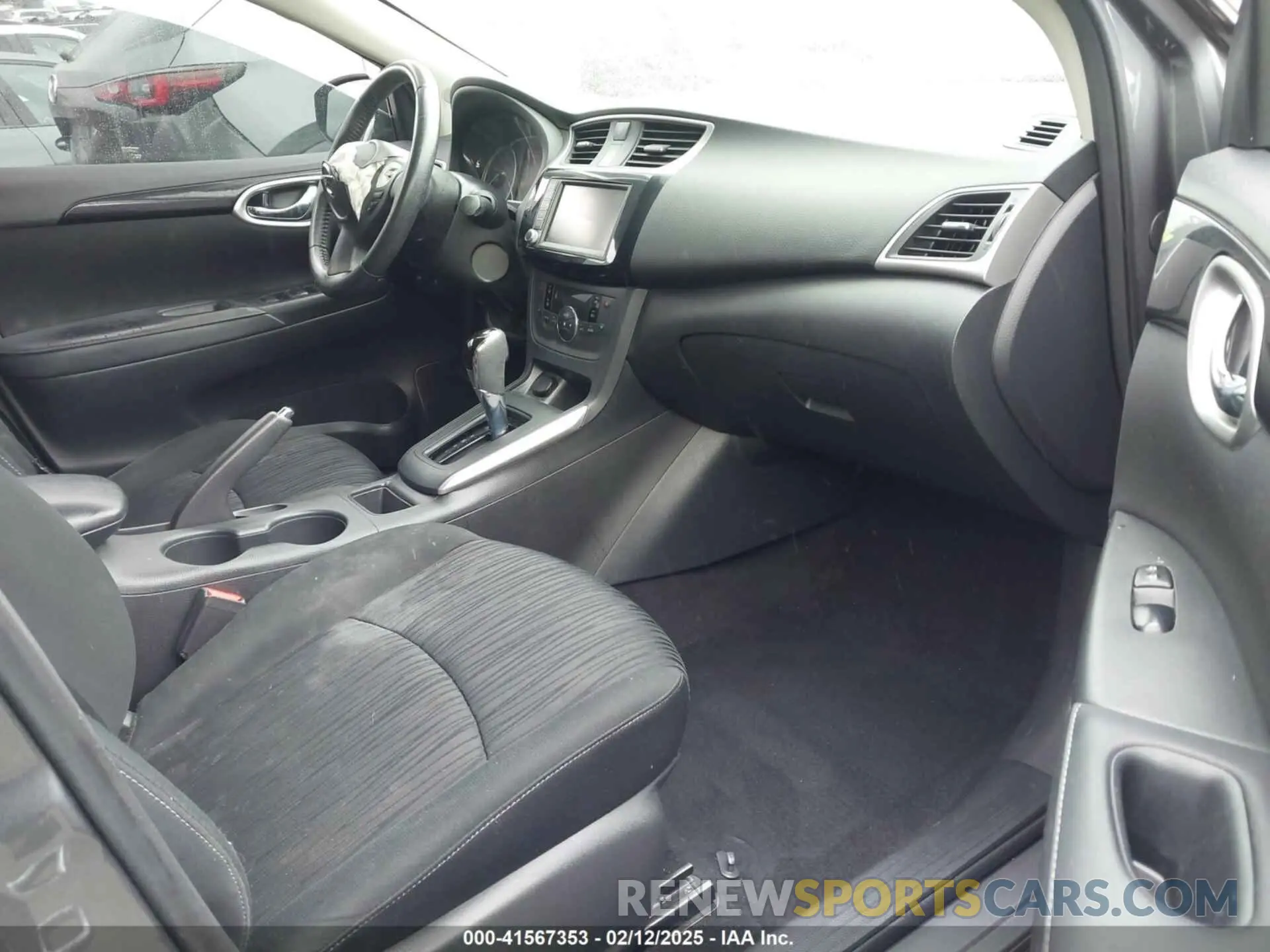 5 Photograph of a damaged car 3N1AB7AP8KY279972 NISSAN SENTRA 2019