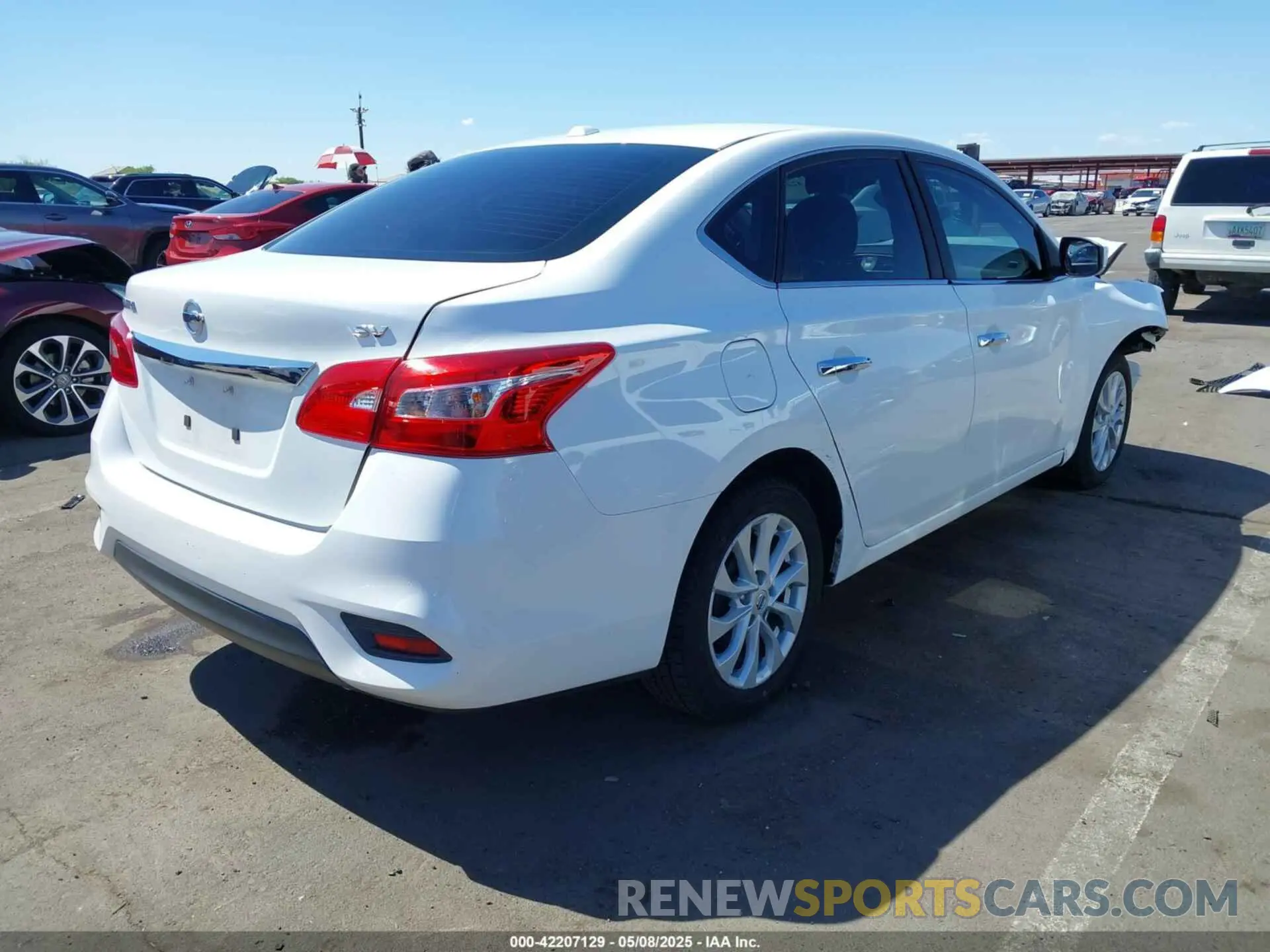 4 Фотография поврежденного автомобиля 3N1AB7AP8KY323629 NISSAN SENTRA 2019