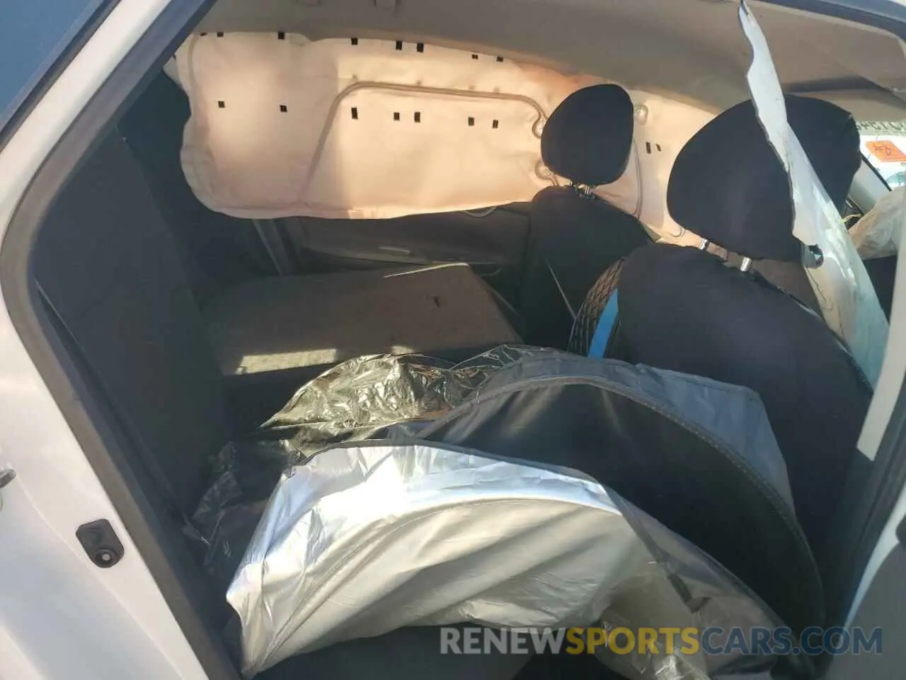 10 Photograph of a damaged car 3N1AB7AP8KY334811 NISSAN SENTRA 2019