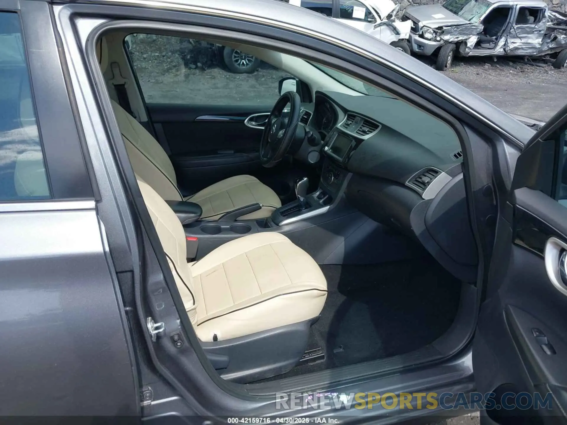 5 Фотография поврежденного автомобиля 3N1AB7AP8KY348708 NISSAN SENTRA 2019