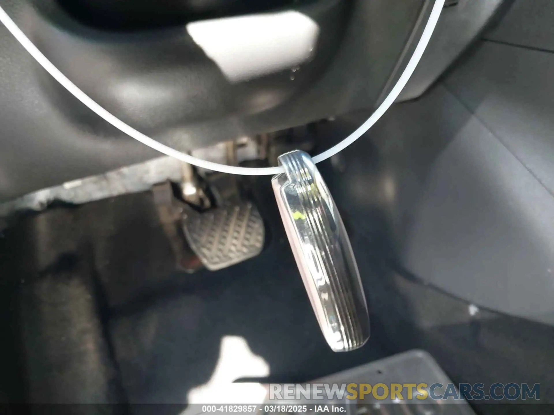 11 Фотография поврежденного автомобиля 3N1AB7AP8KY351365 NISSAN SENTRA 2019