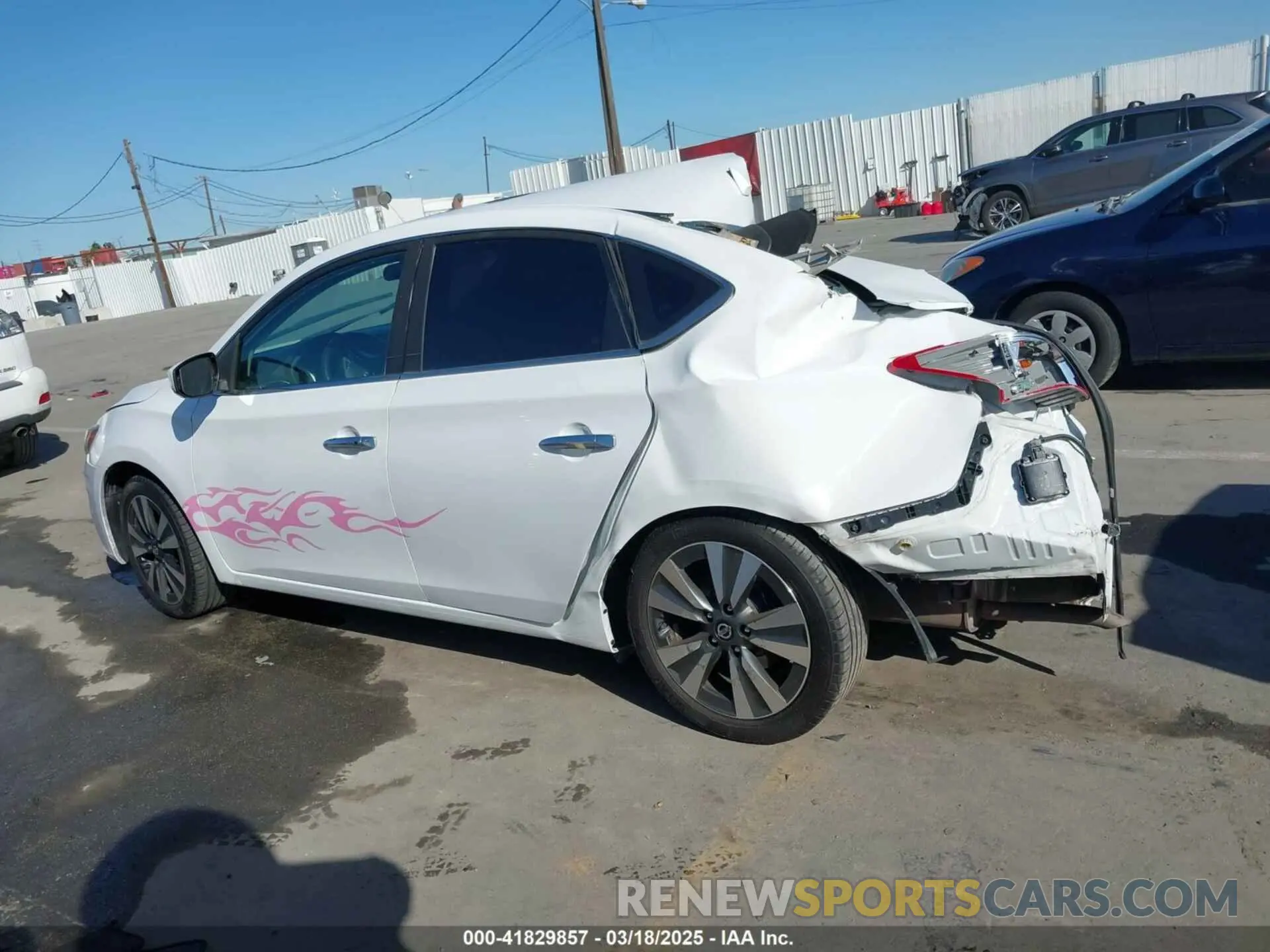 14 Фотография поврежденного автомобиля 3N1AB7AP8KY351365 NISSAN SENTRA 2019