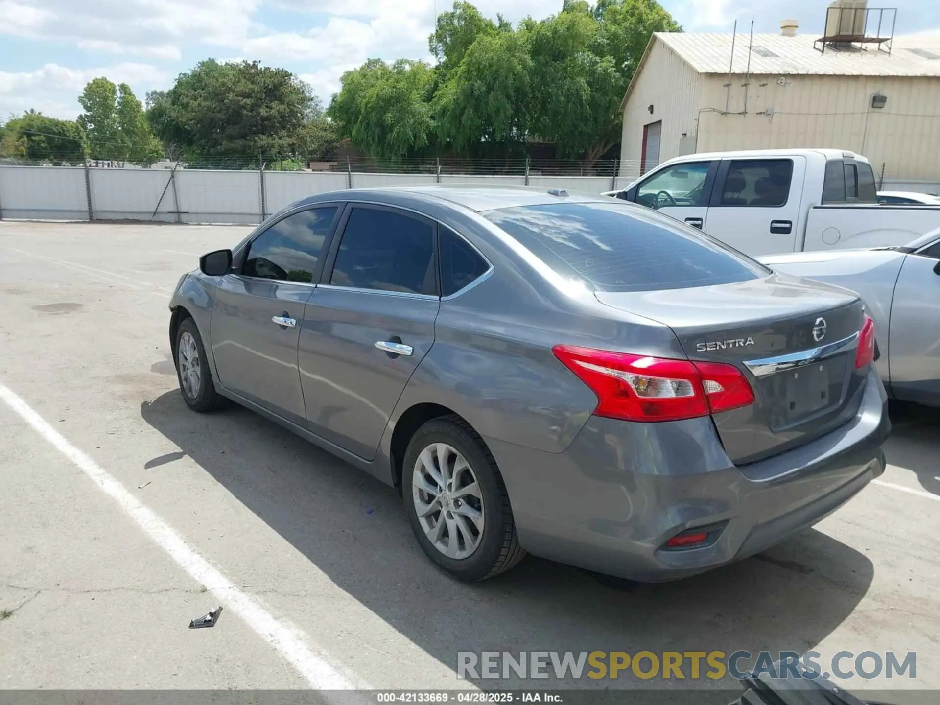 3 Фотография поврежденного автомобиля 3N1AB7AP8KY354976 NISSAN SENTRA 2019