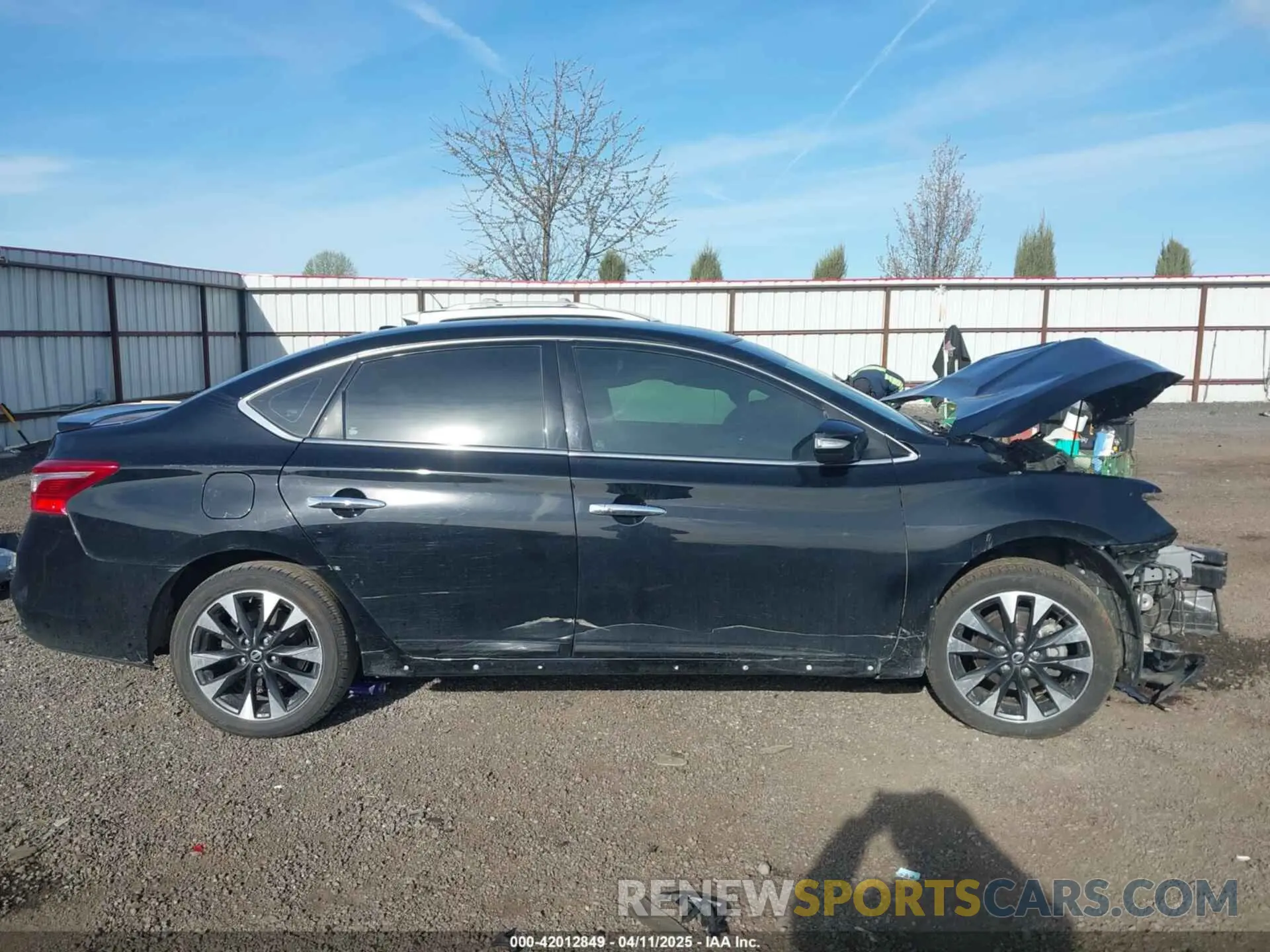14 Photograph of a damaged car 3N1AB7AP8KY391042 NISSAN SENTRA 2019