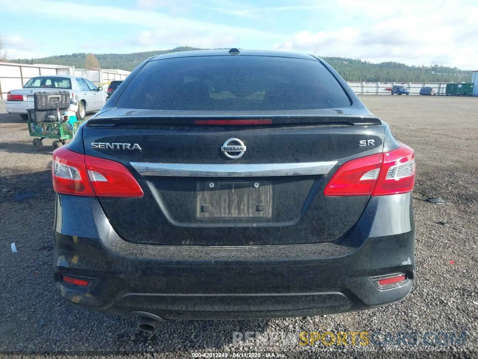 17 Photograph of a damaged car 3N1AB7AP8KY391042 NISSAN SENTRA 2019