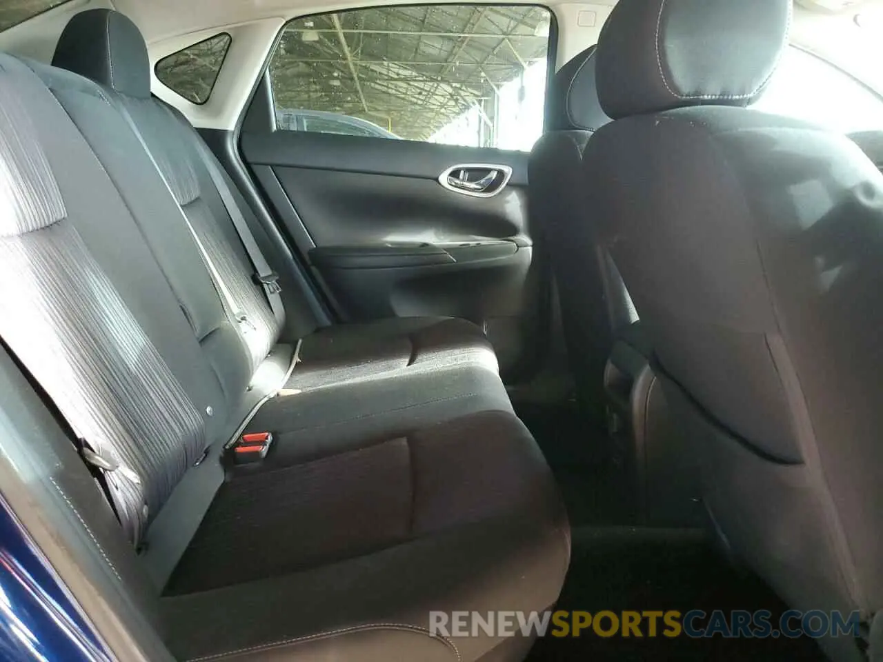 10 Фотография поврежденного автомобиля 3N1AB7AP8KY422113 NISSAN SENTRA 2019