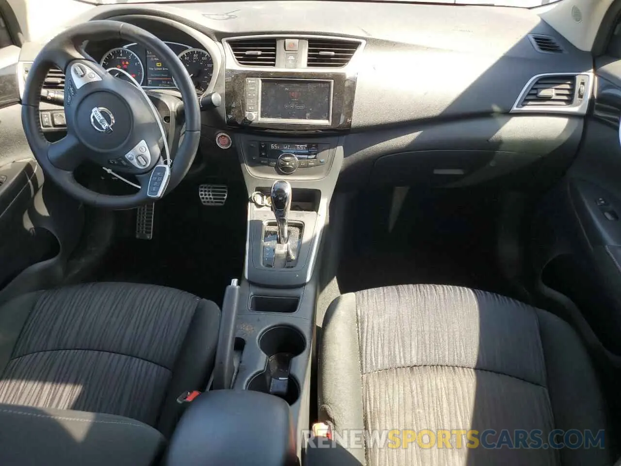 8 Фотография поврежденного автомобиля 3N1AB7AP8KY453037 NISSAN SENTRA 2019