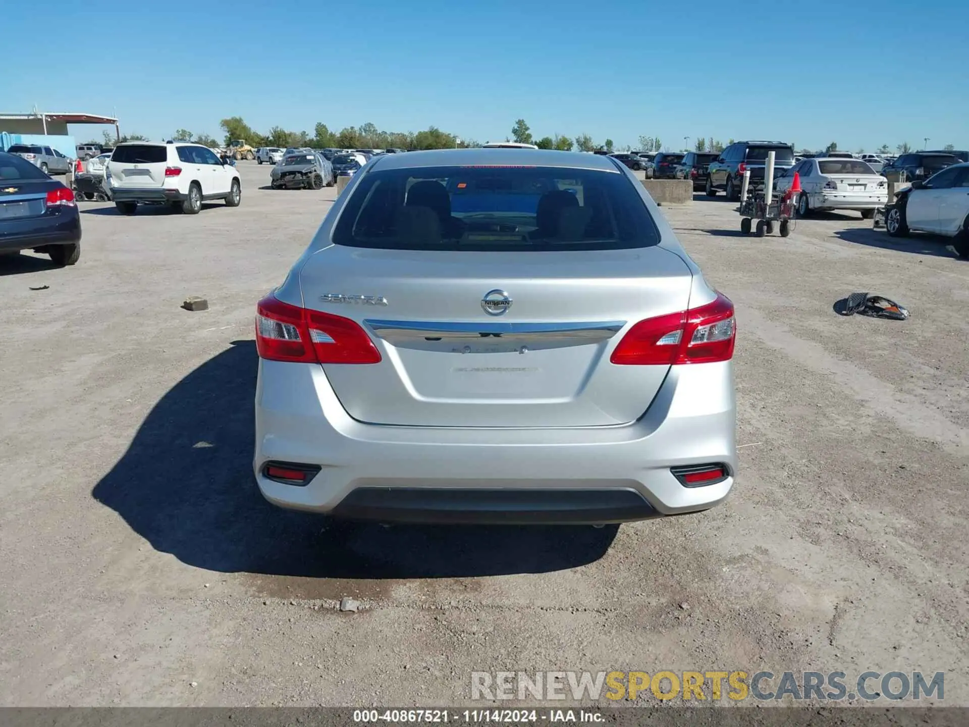 17 Фотография поврежденного автомобиля 3N1AB7AP9KY221451 NISSAN SENTRA 2019