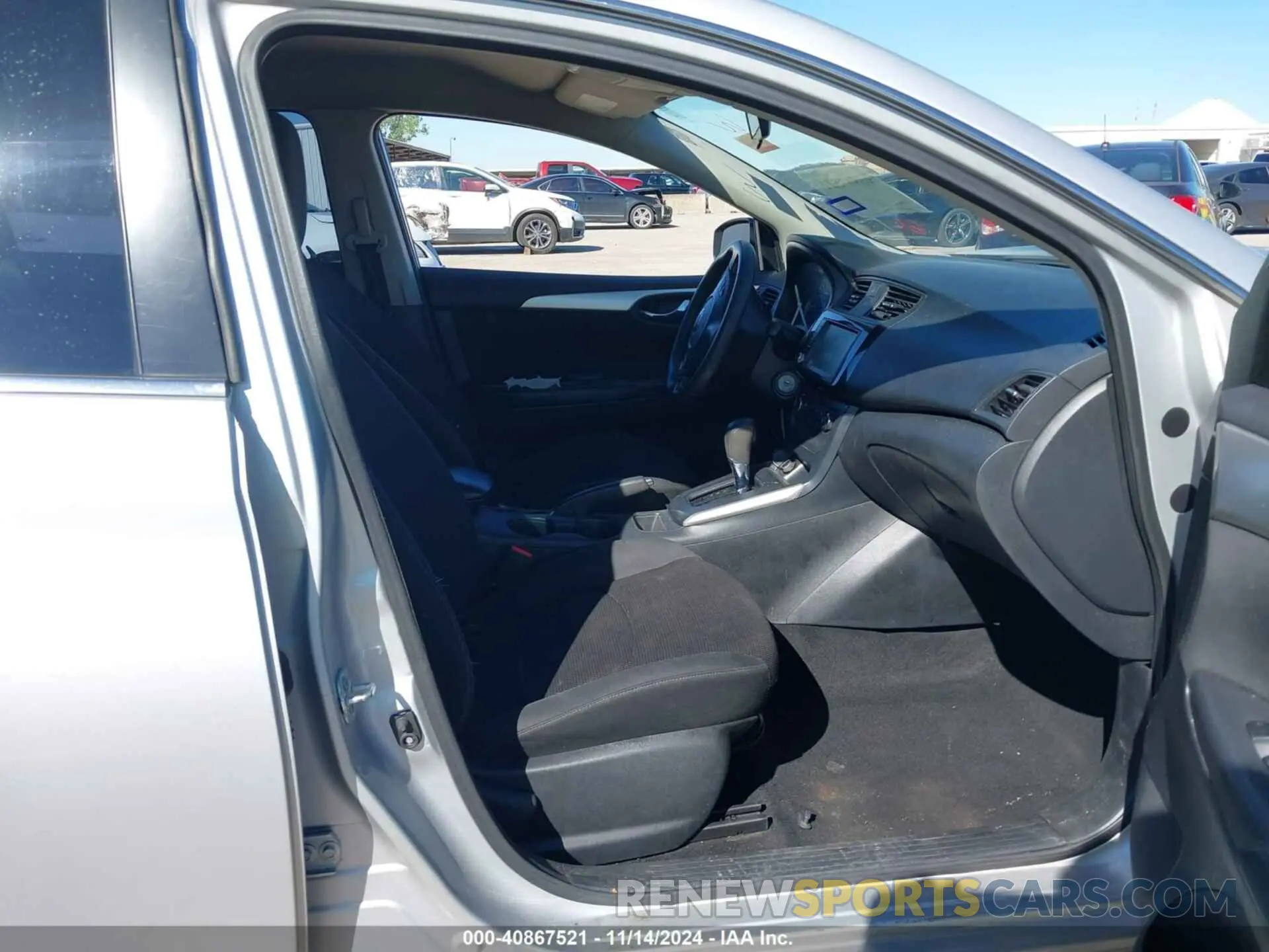 5 Фотография поврежденного автомобиля 3N1AB7AP9KY221451 NISSAN SENTRA 2019