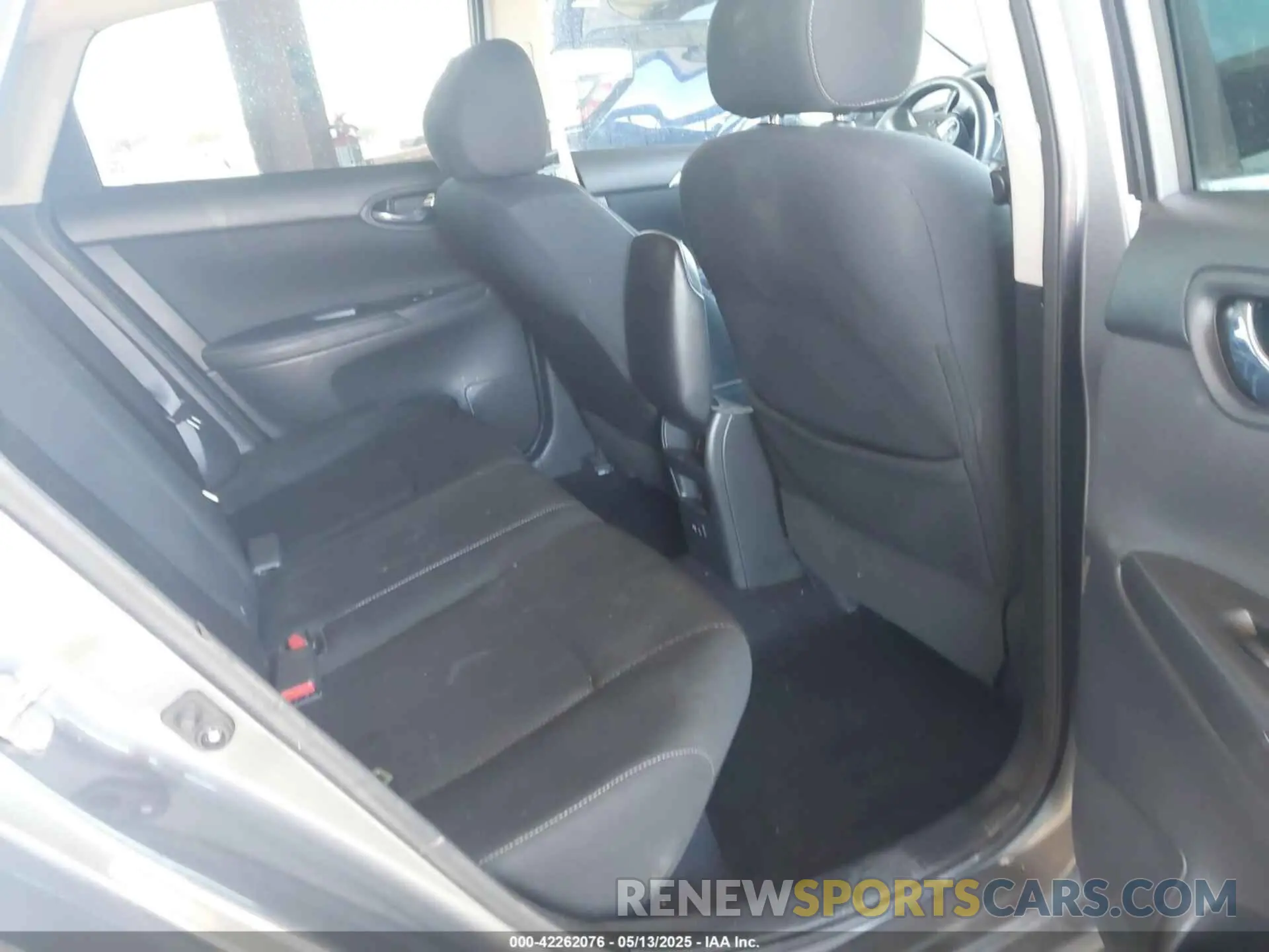 8 Photograph of a damaged car 3N1AB7AP9KY251551 NISSAN SENTRA 2019