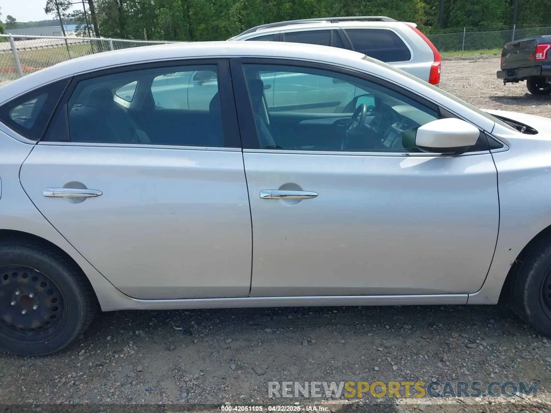 14 Photograph of a damaged car 3N1AB7AP9KY267085 NISSAN SENTRA 2019