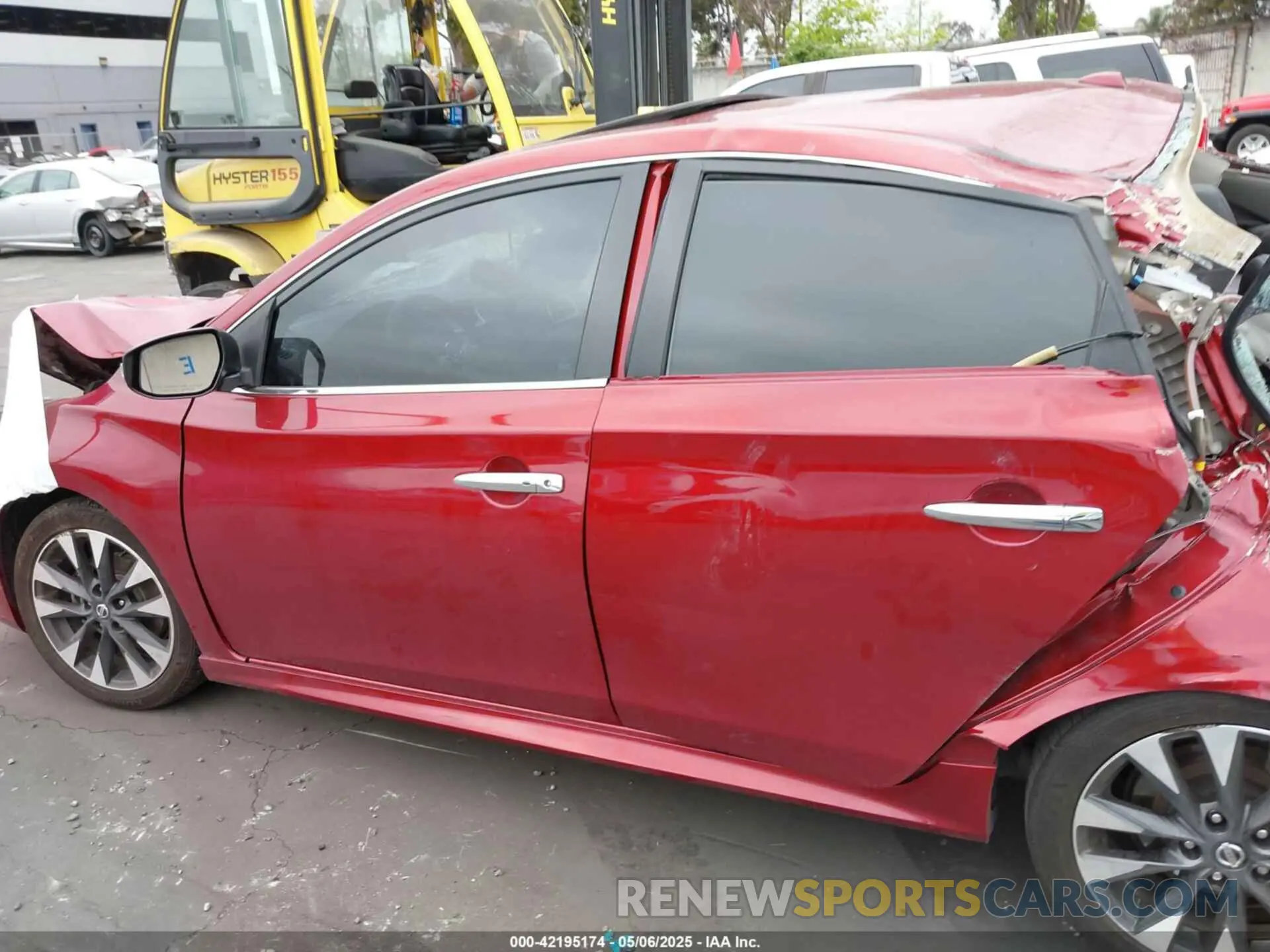 15 Фотография поврежденного автомобиля 3N1AB7AP9KY328855 NISSAN SENTRA 2019