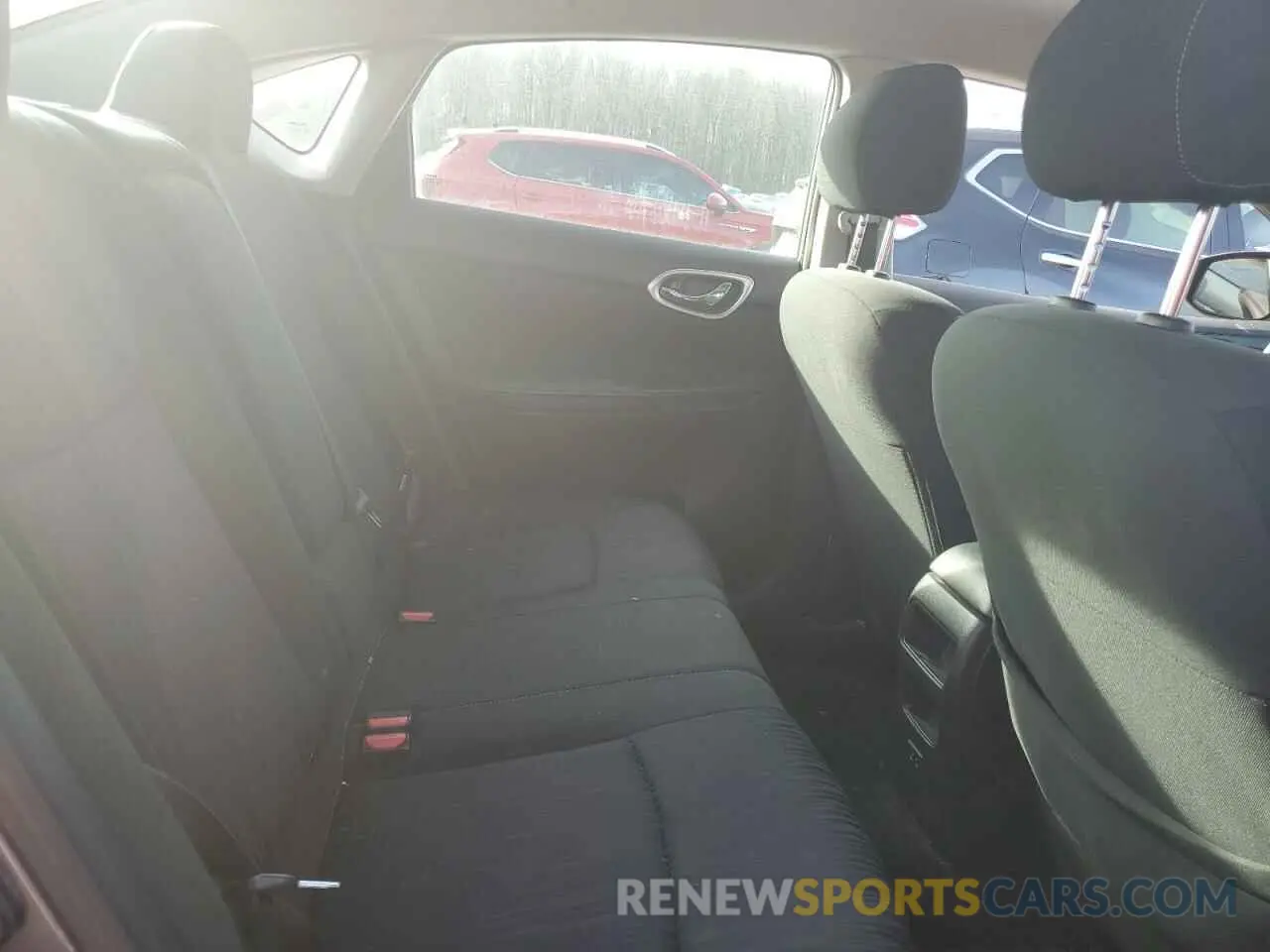 10 Photograph of a damaged car 3N1AB7AP9KY355991 NISSAN SENTRA 2019