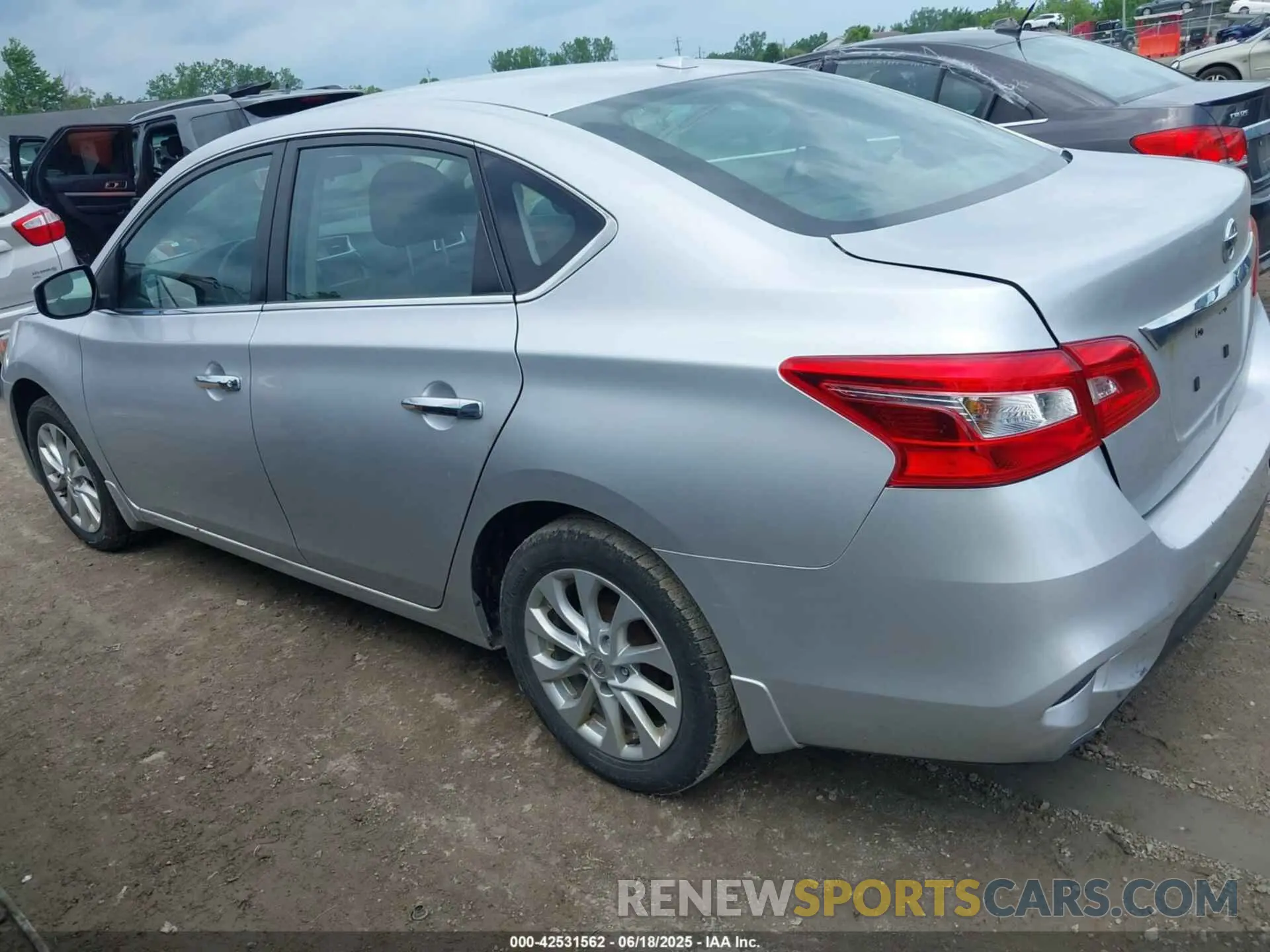 14 Photograph of a damaged car 3N1AB7AP9KY360768 NISSAN SENTRA 2019