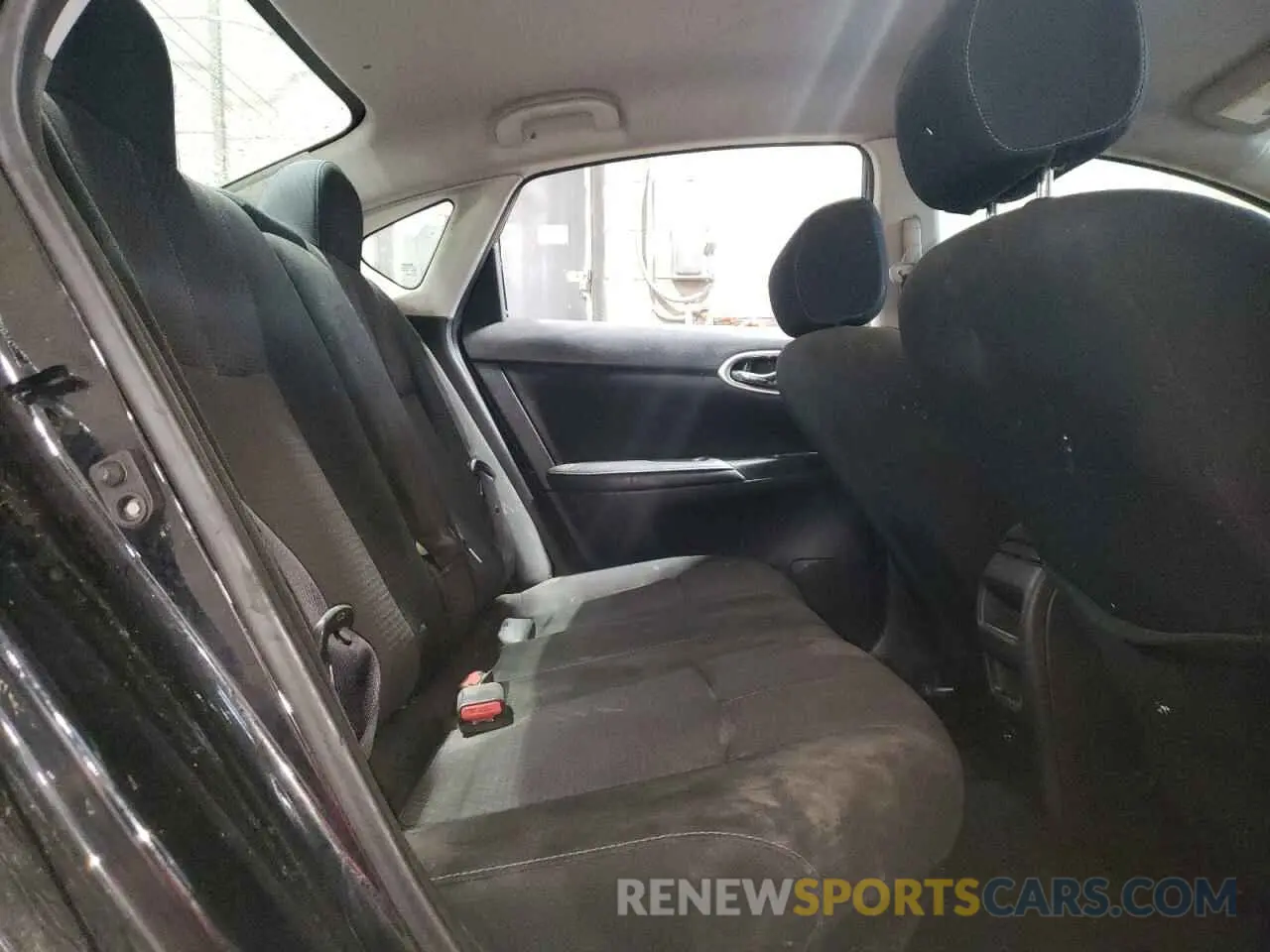 10 Фотография поврежденного автомобиля 3N1AB7AP9KY368241 NISSAN SENTRA 2019