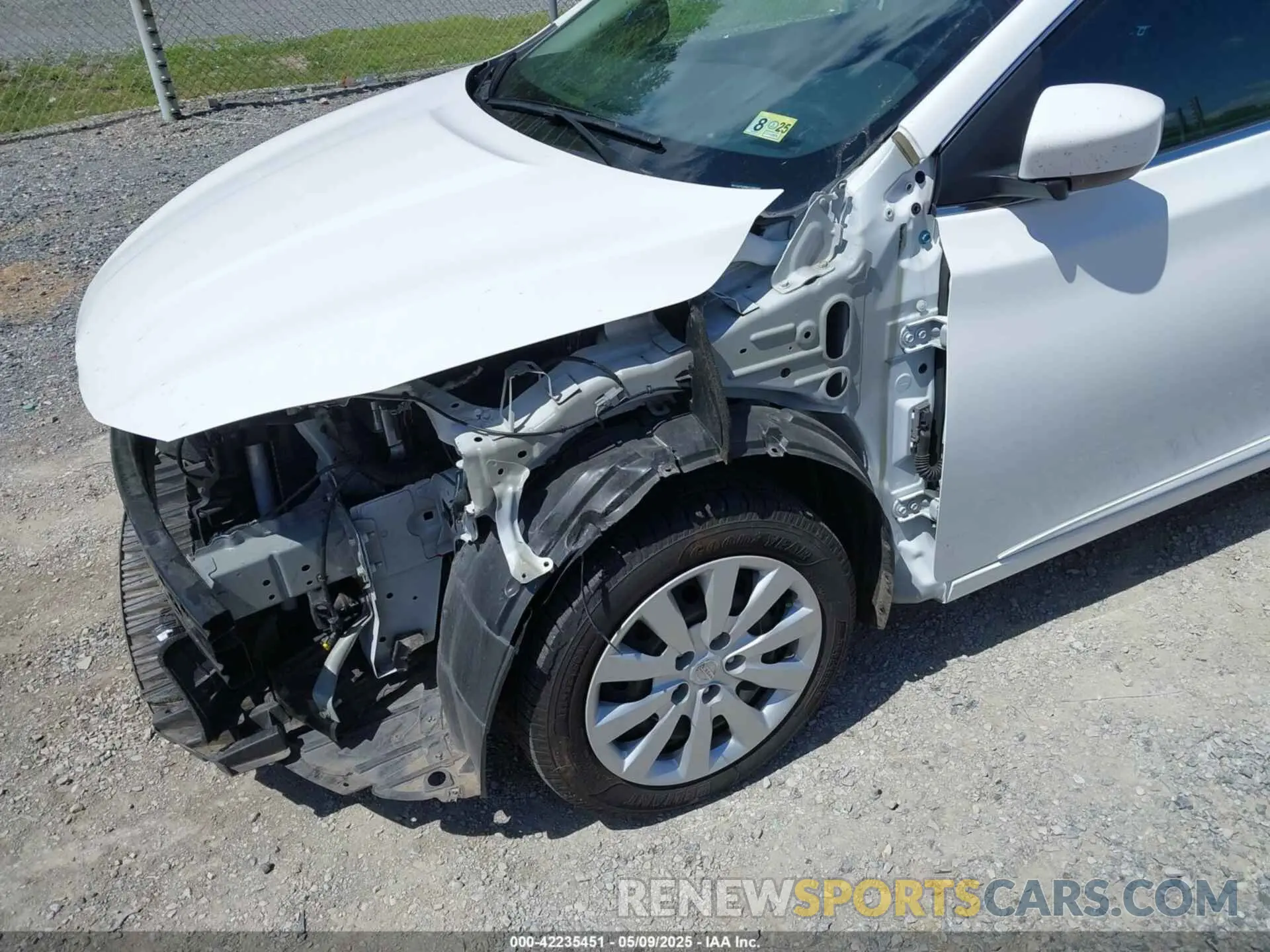 17 Фотография поврежденного автомобиля 3N1AB7AP9KY386660 NISSAN SENTRA 2019